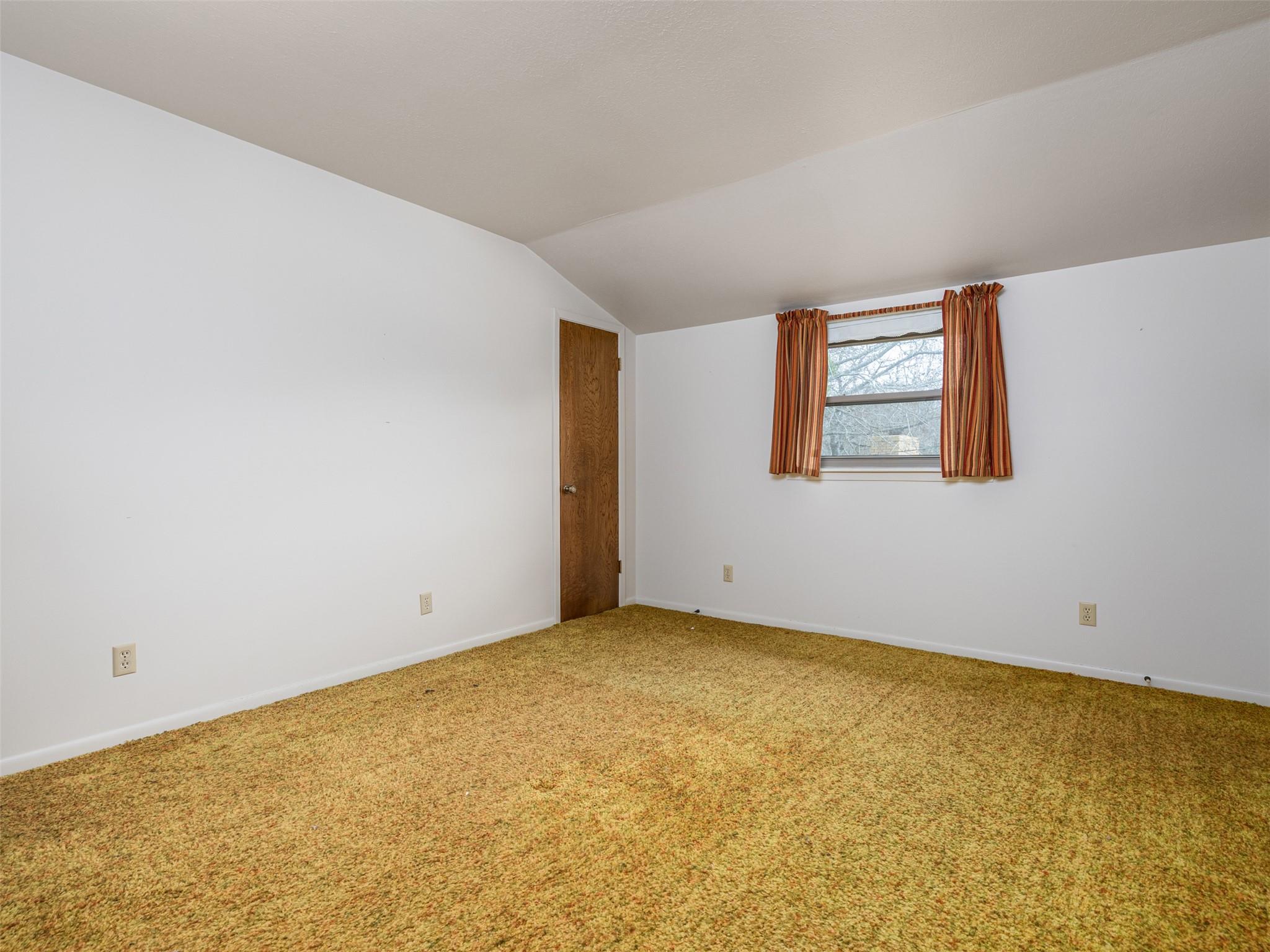 1704 Yokley Rd, Rockdale, TX 76567