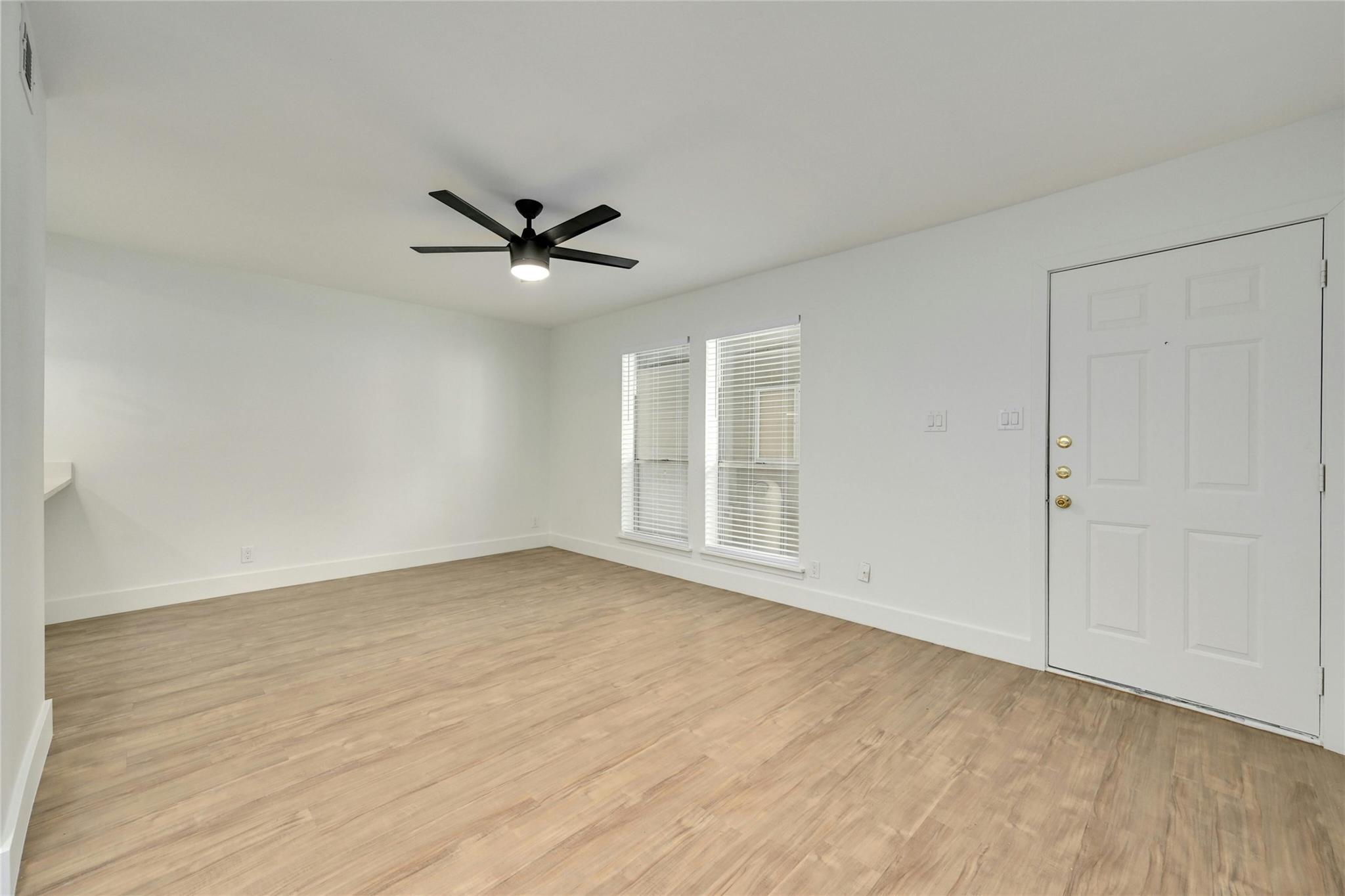 202 E 45th St # 103, Austin, TX 78751