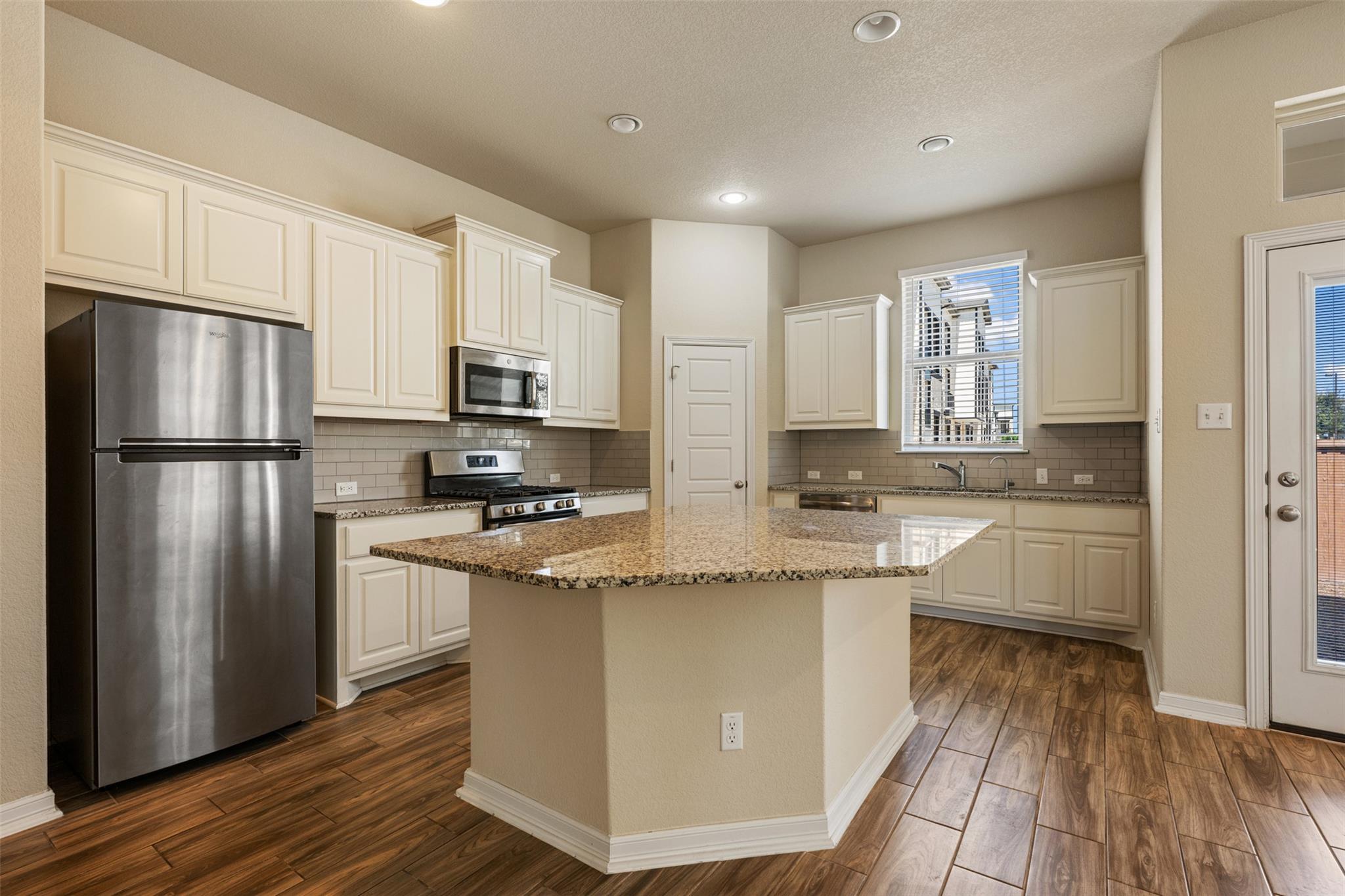 2202 Dillon Pond Ln # B, Pflugerville, TX 78660