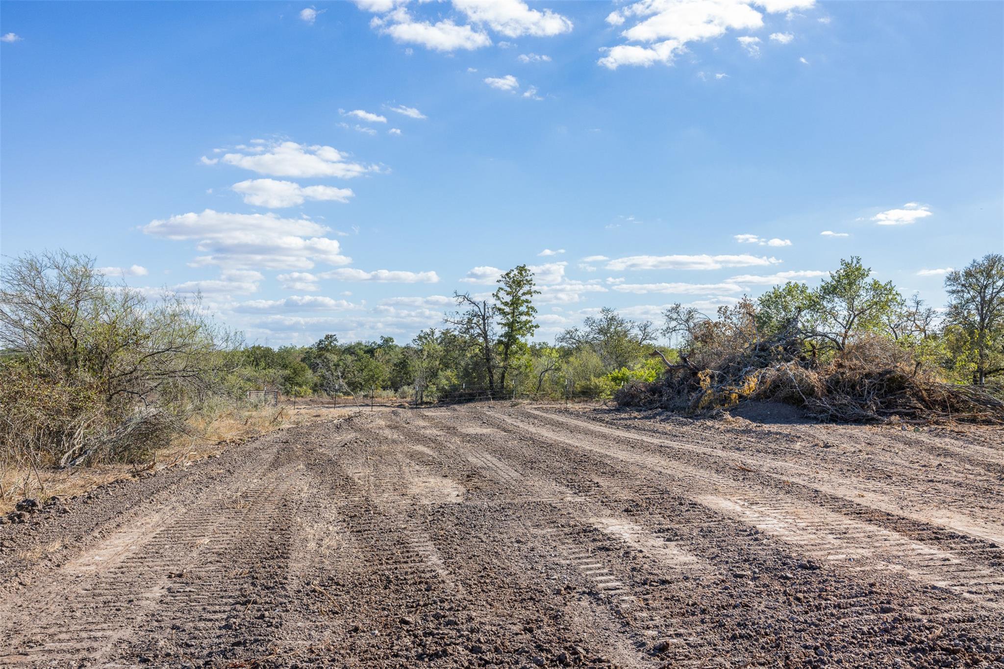 Lot 4 County Road 211, Smiley, TX 78159