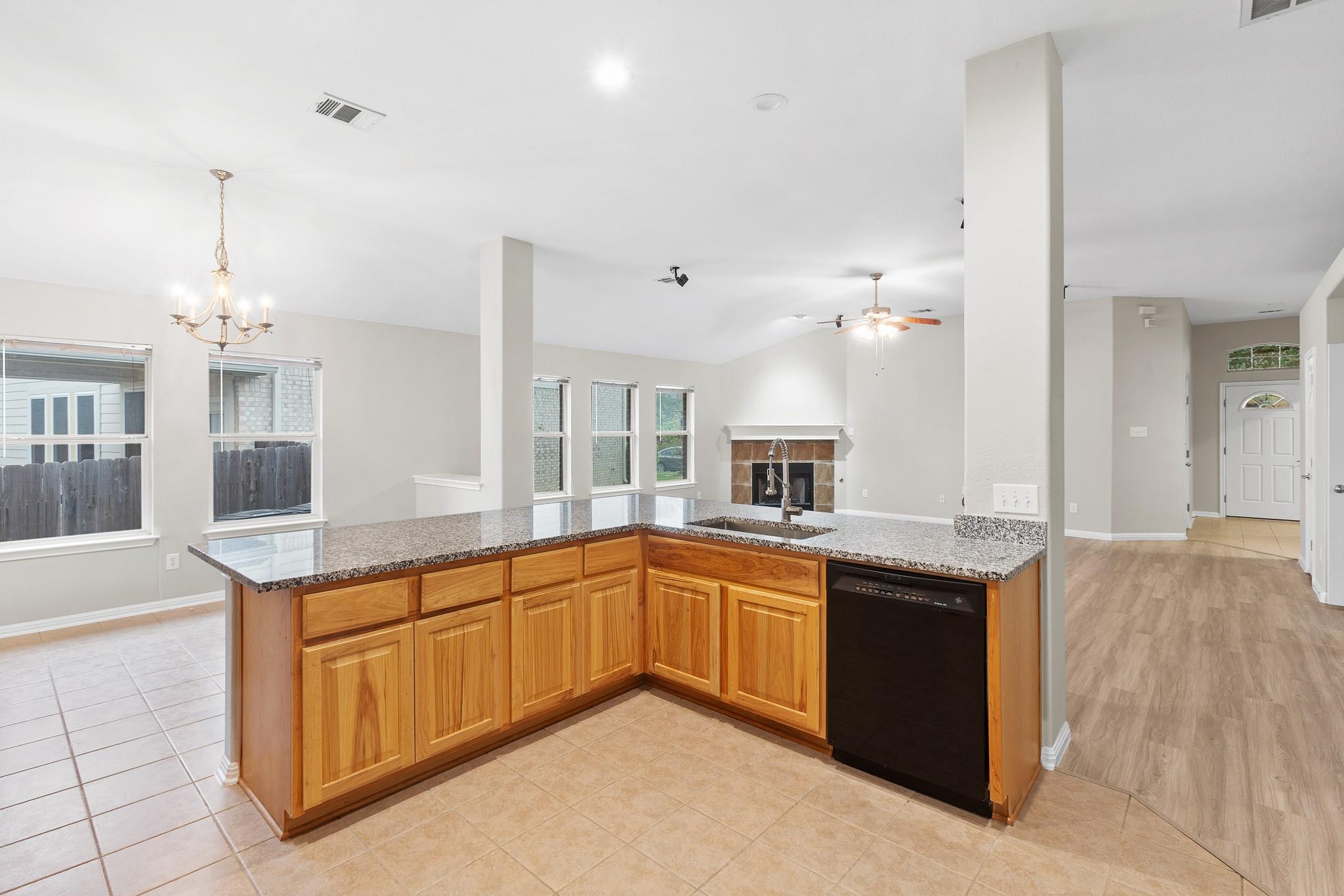 2205 Speidel Dr, Pflugerville, TX 78660