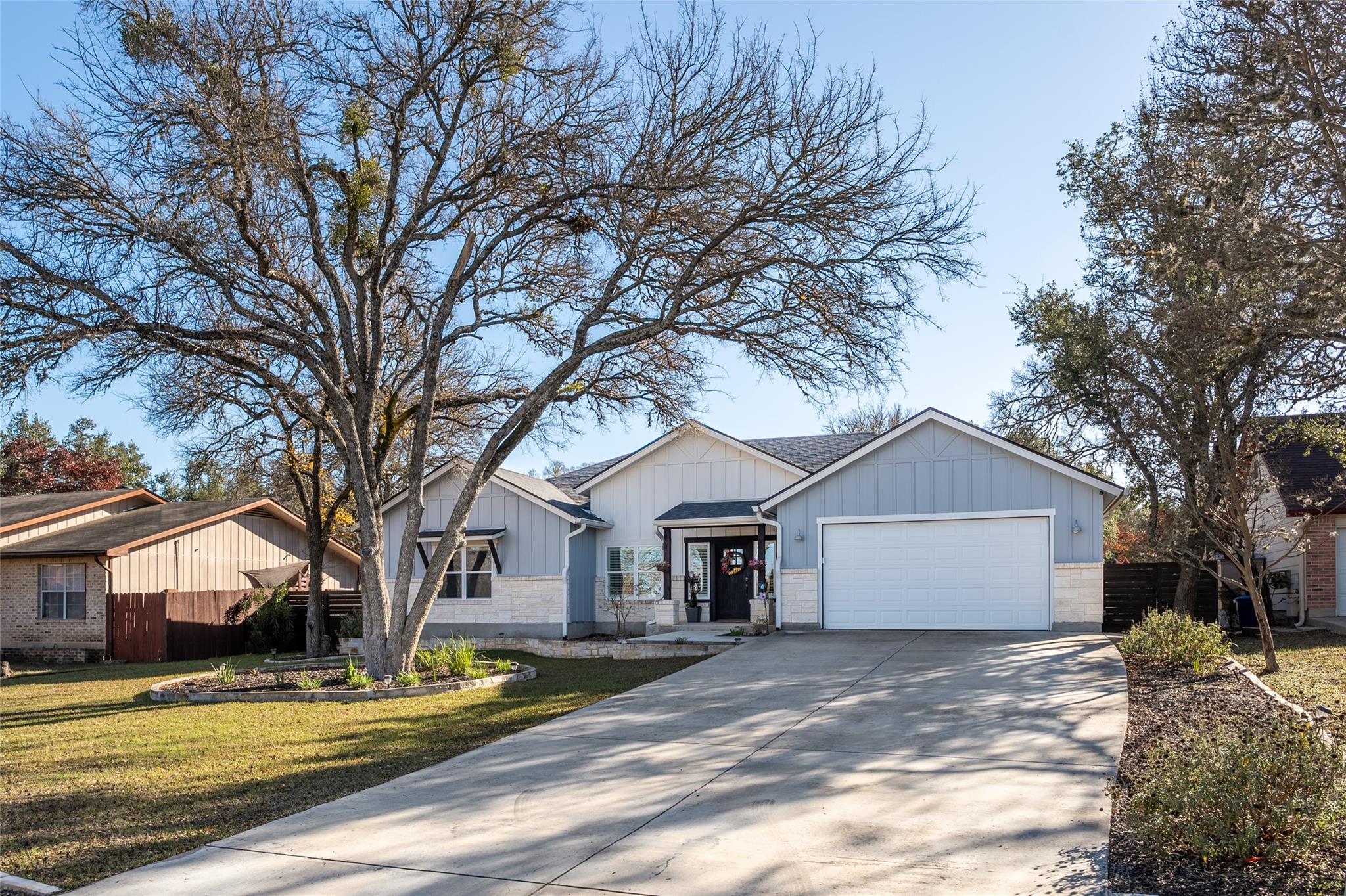33 Deer Ridge Rd, Wimberley, TX 78676
