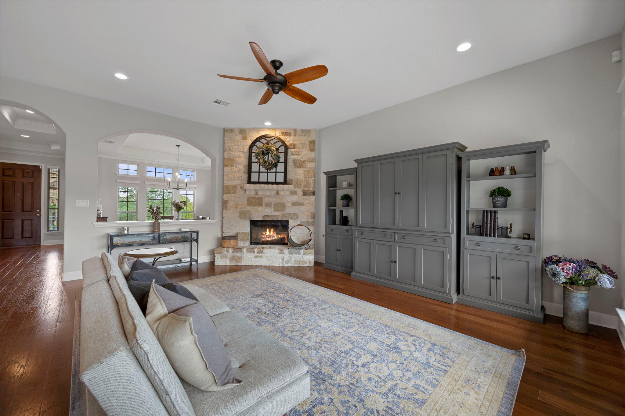 113 Swallowtail Dr, Austin, TX 78737