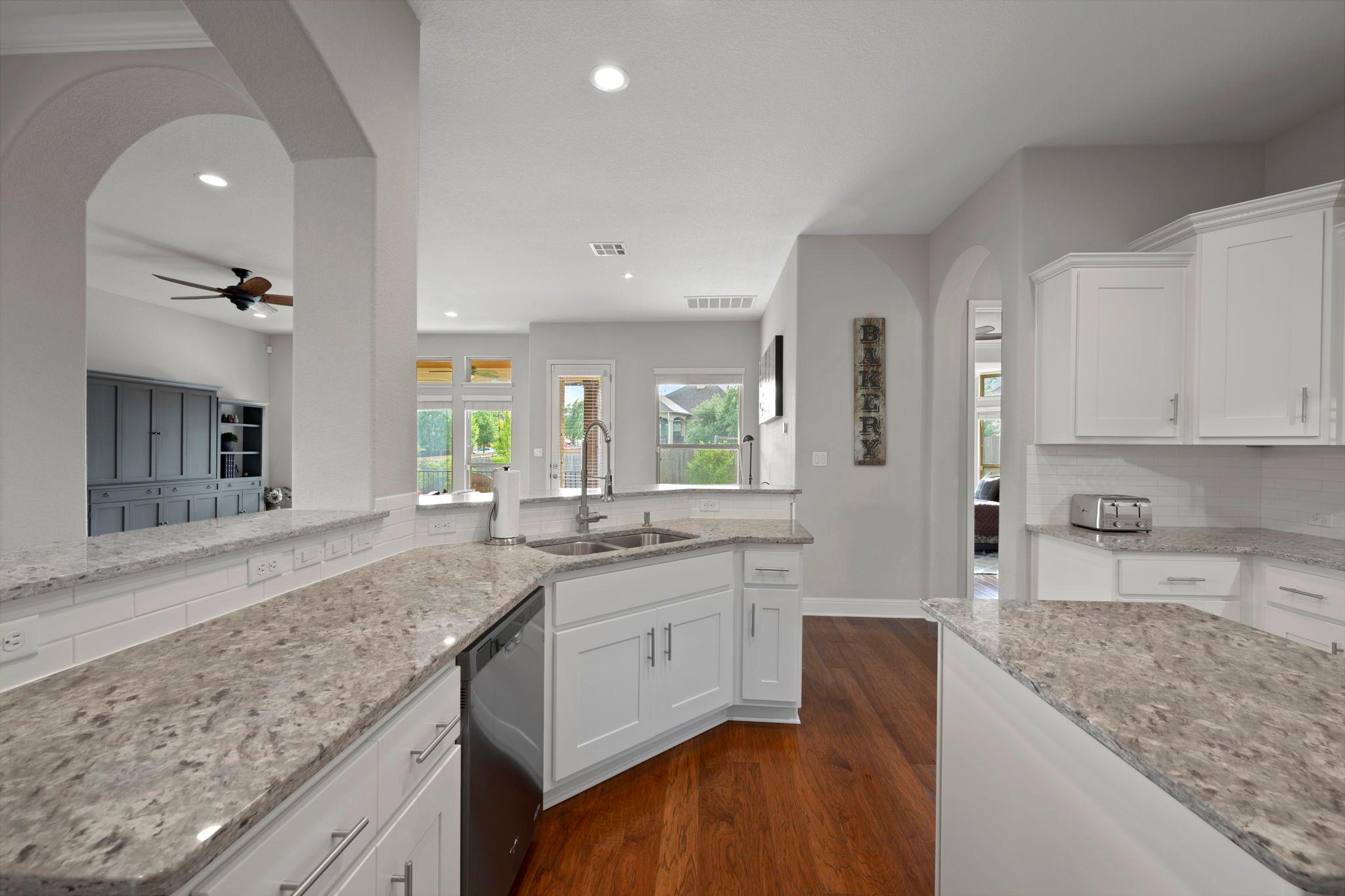 113 Swallowtail Dr, Austin, TX 78737