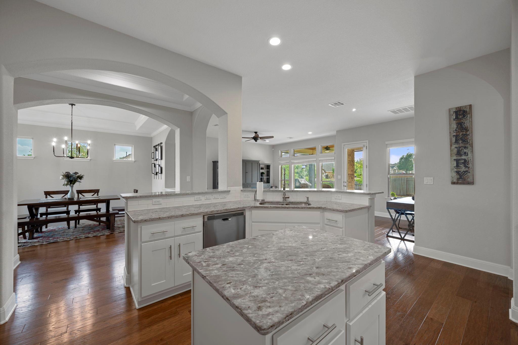 113 Swallowtail Dr, Austin, TX 78737