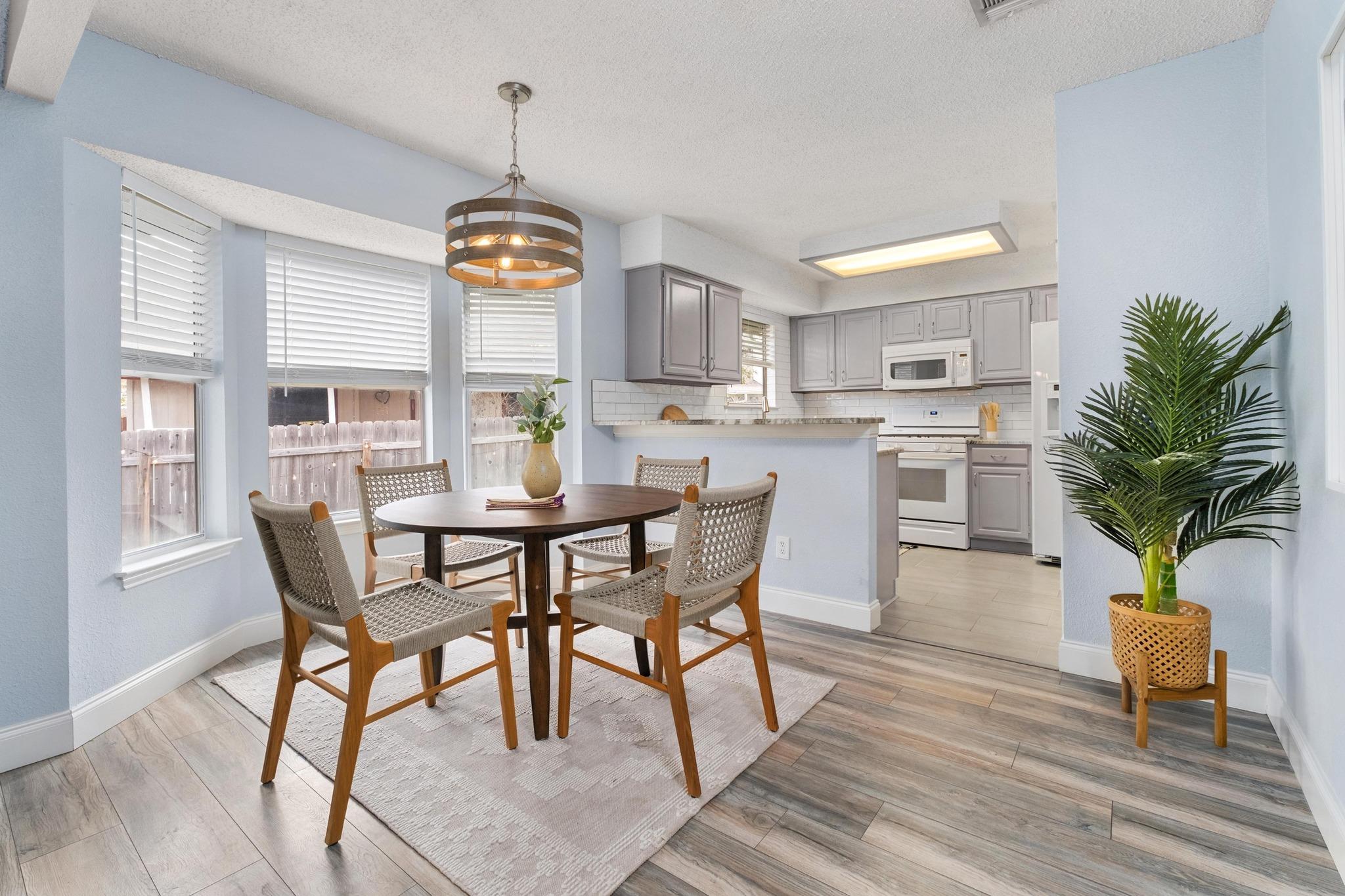 8103 Washita Dr, Austin, TX 78749