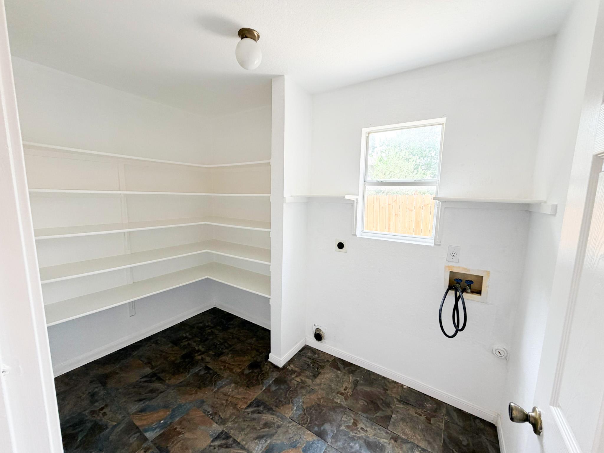 1623 War Horse Ln, Round Rock, TX 78664