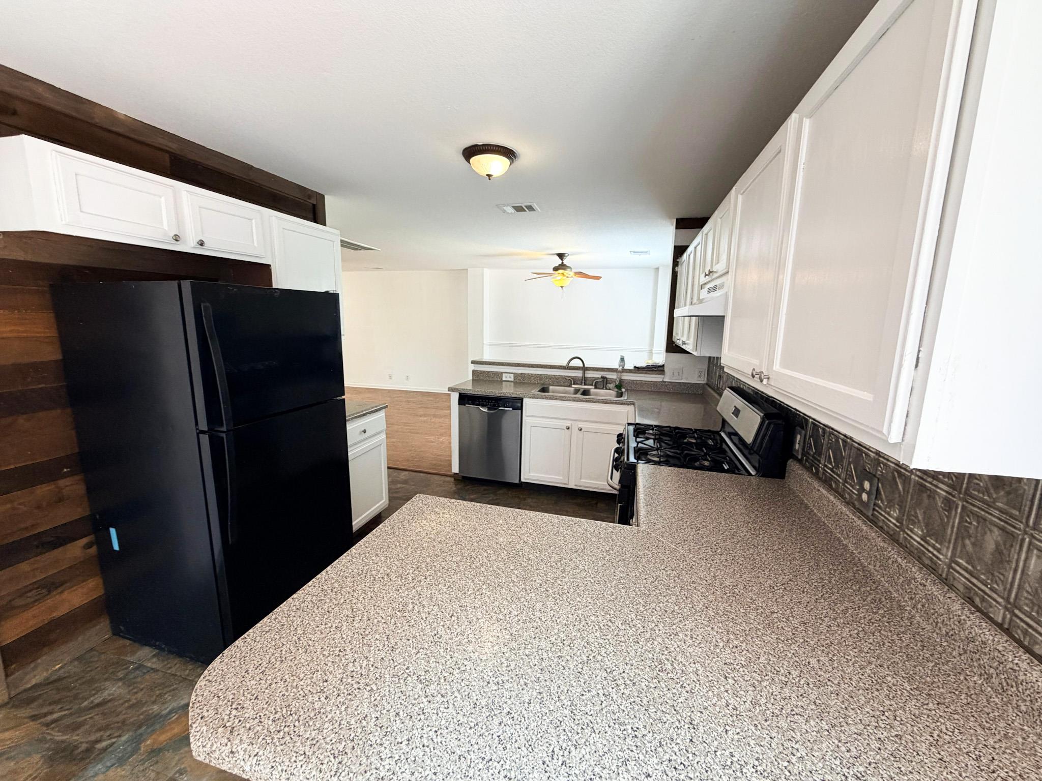 1623 War Horse Ln, Round Rock, TX 78664