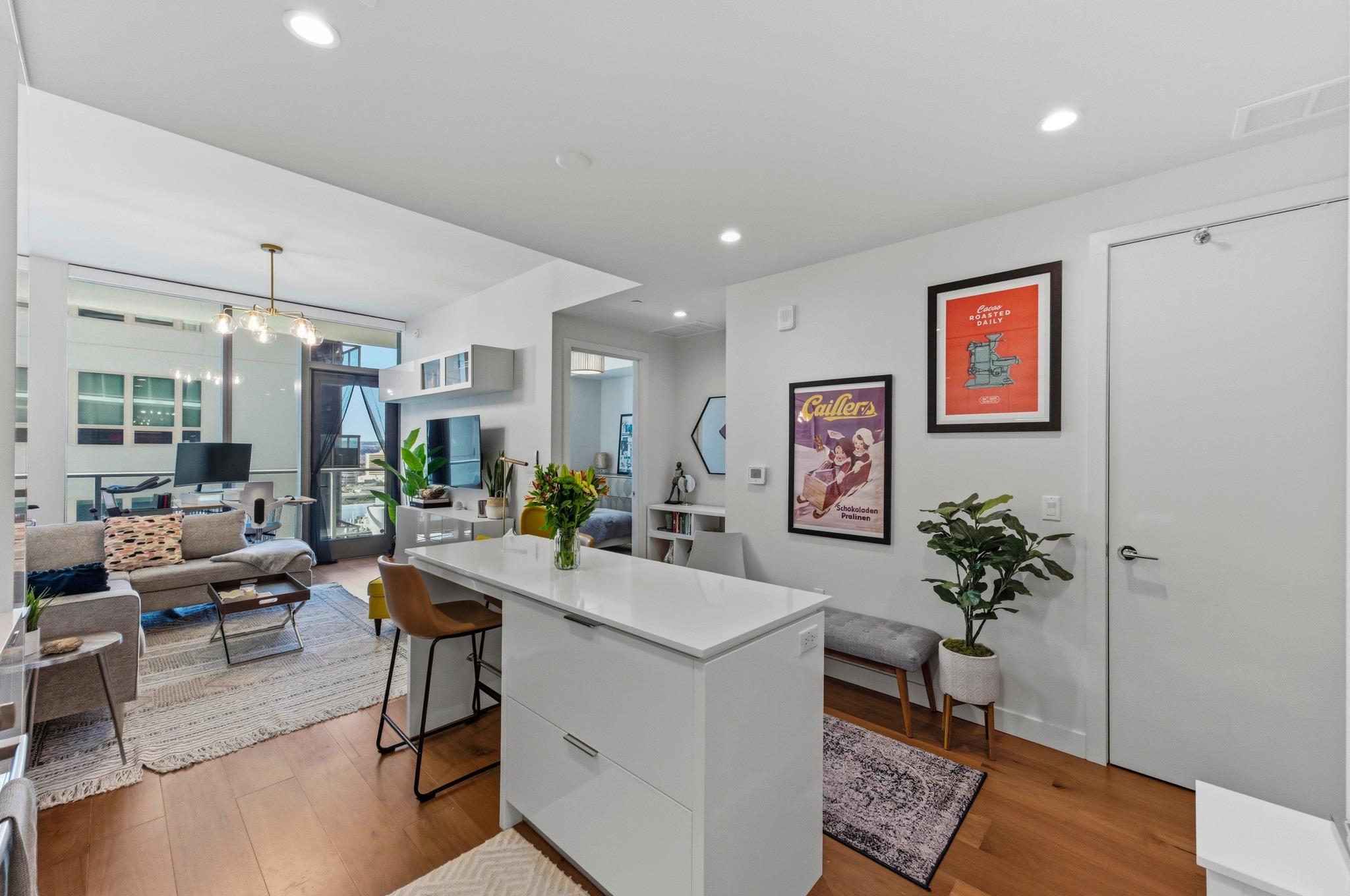 44 East Ave # 1503, Austin, TX 78701