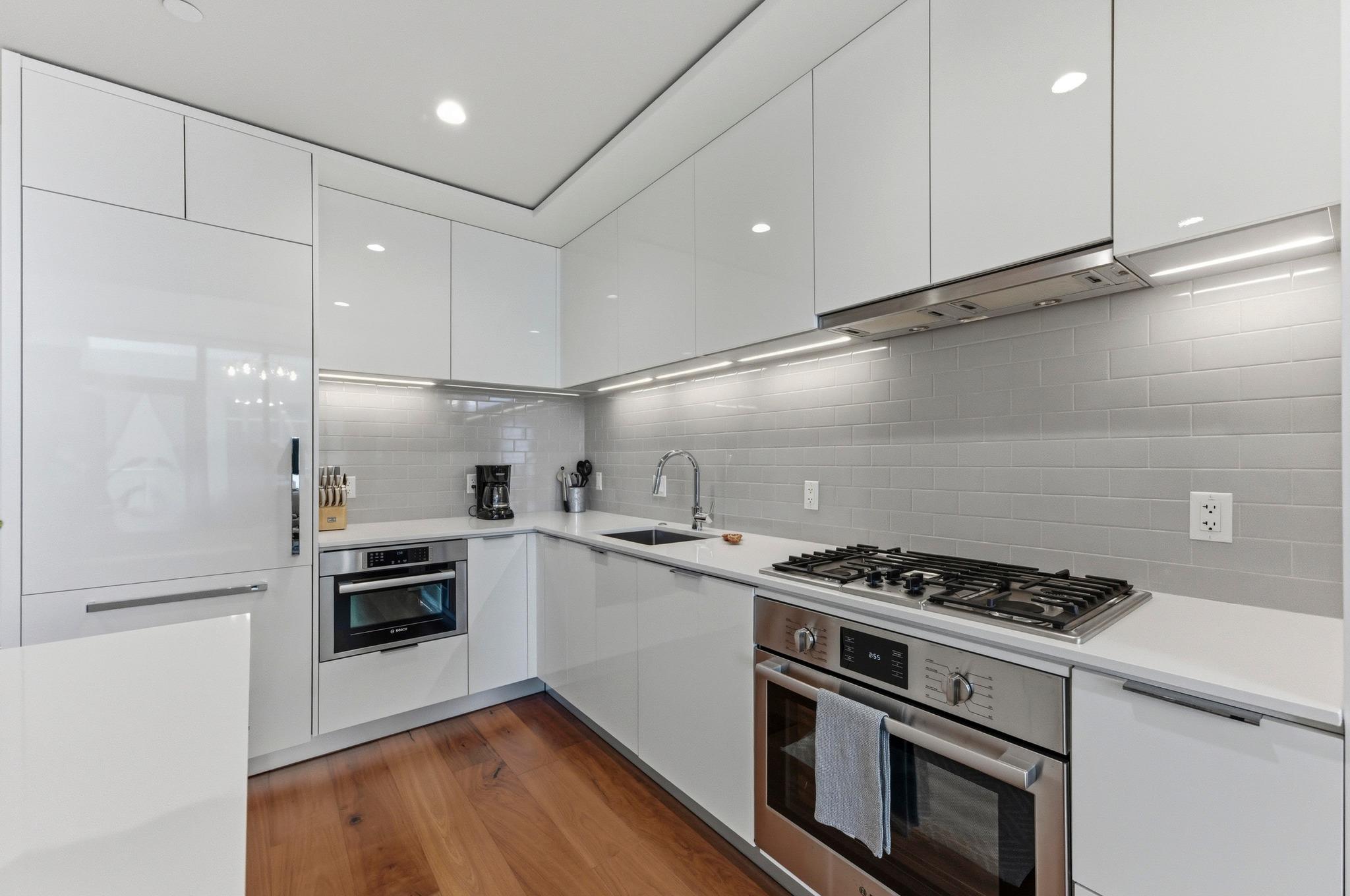 44 East Ave # 1503, Austin, TX 78701