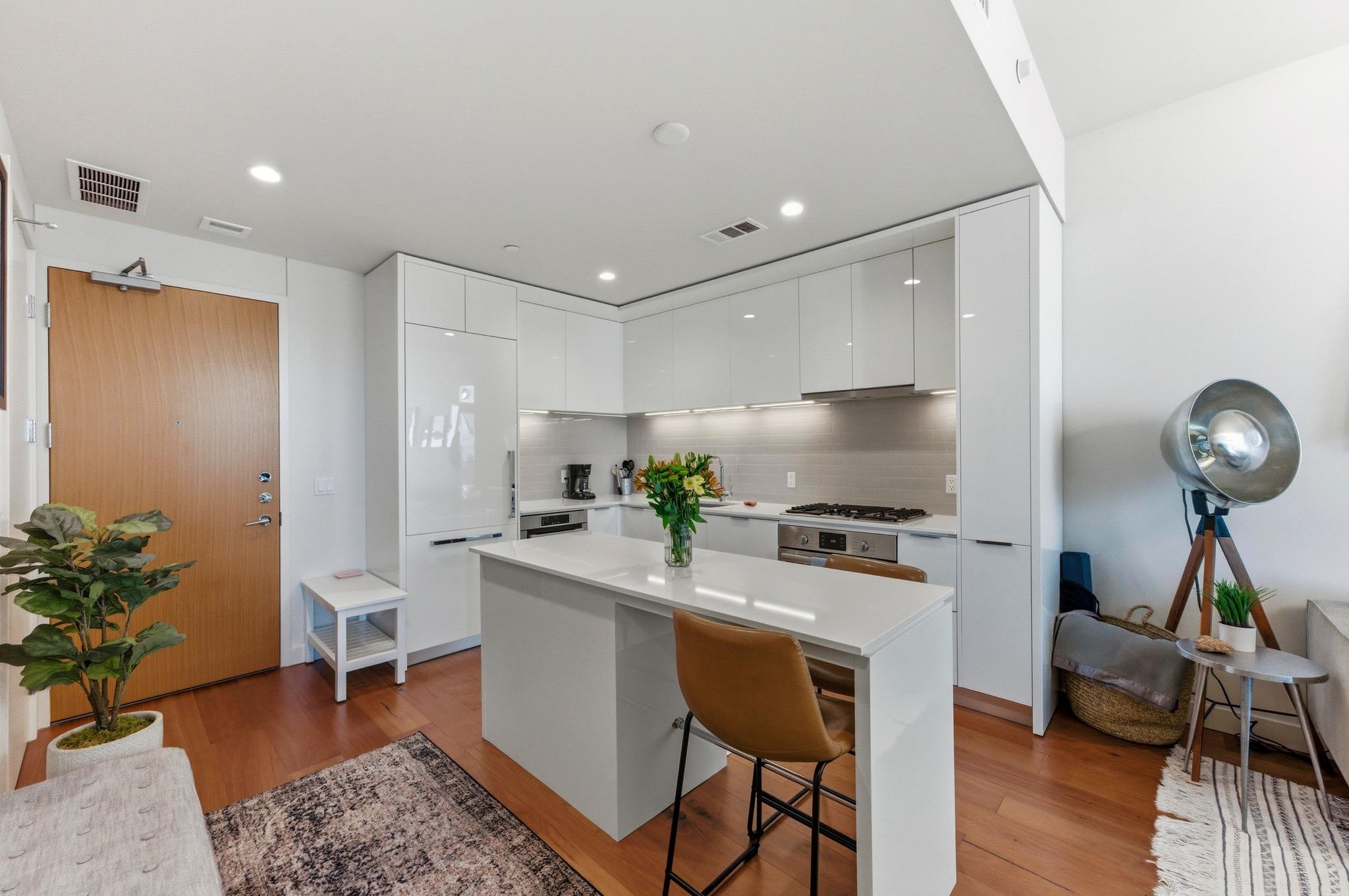 44 East Ave # 1503, Austin, TX 78701