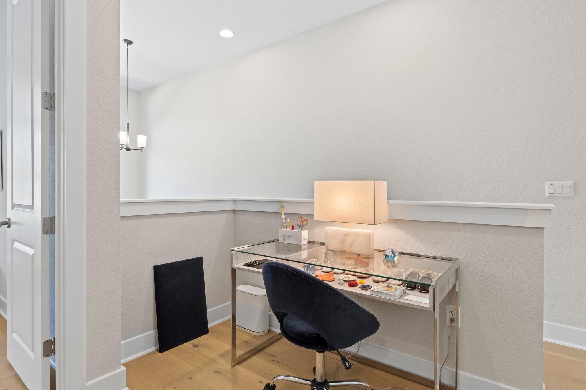 4323 Spicewood Springs Rd # 6, Austin, TX 78759