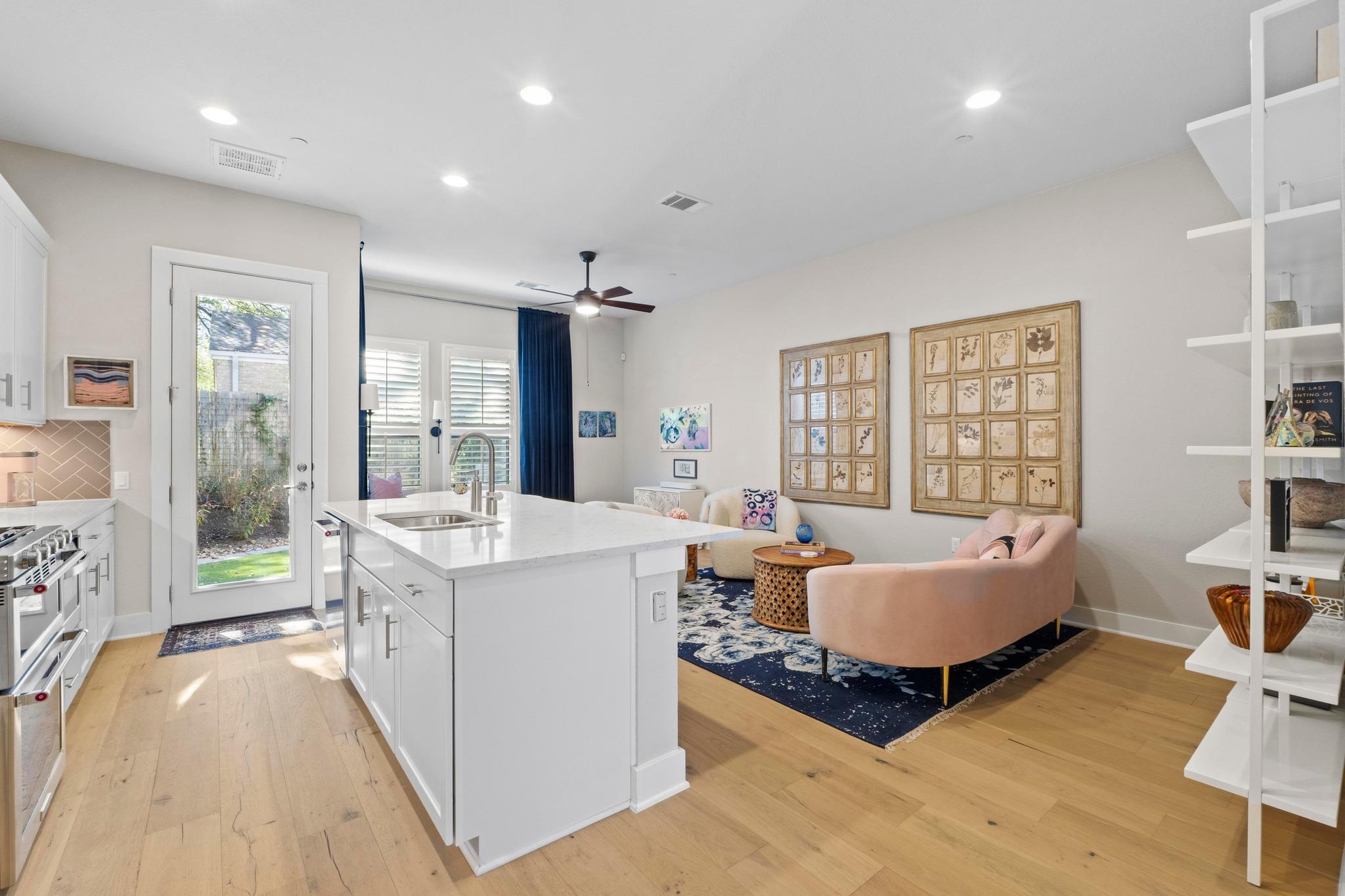 4323 Spicewood Springs Rd # 6, Austin, TX 78759