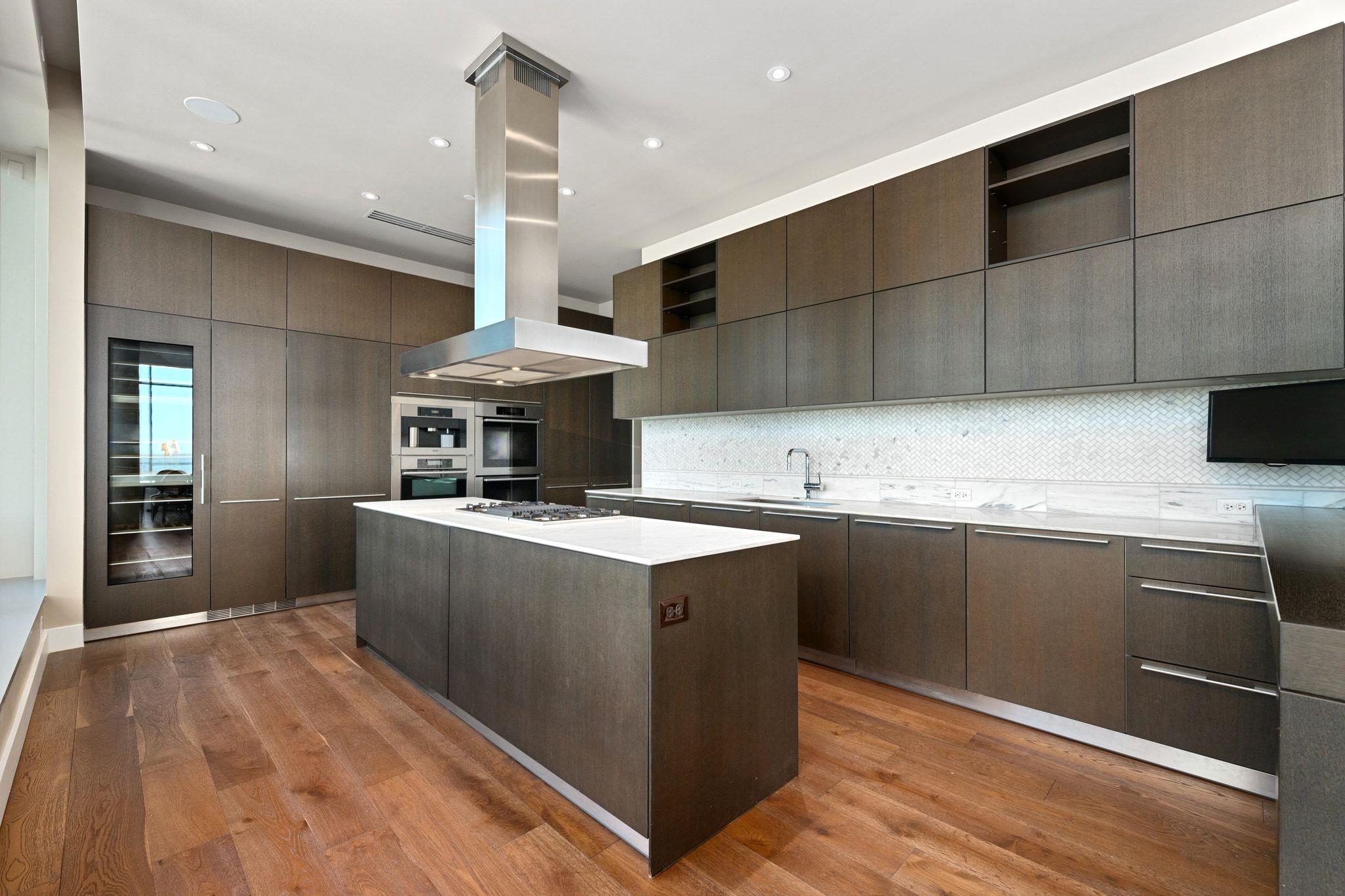 210 Lavaca St # 3503, Austin, TX 78701