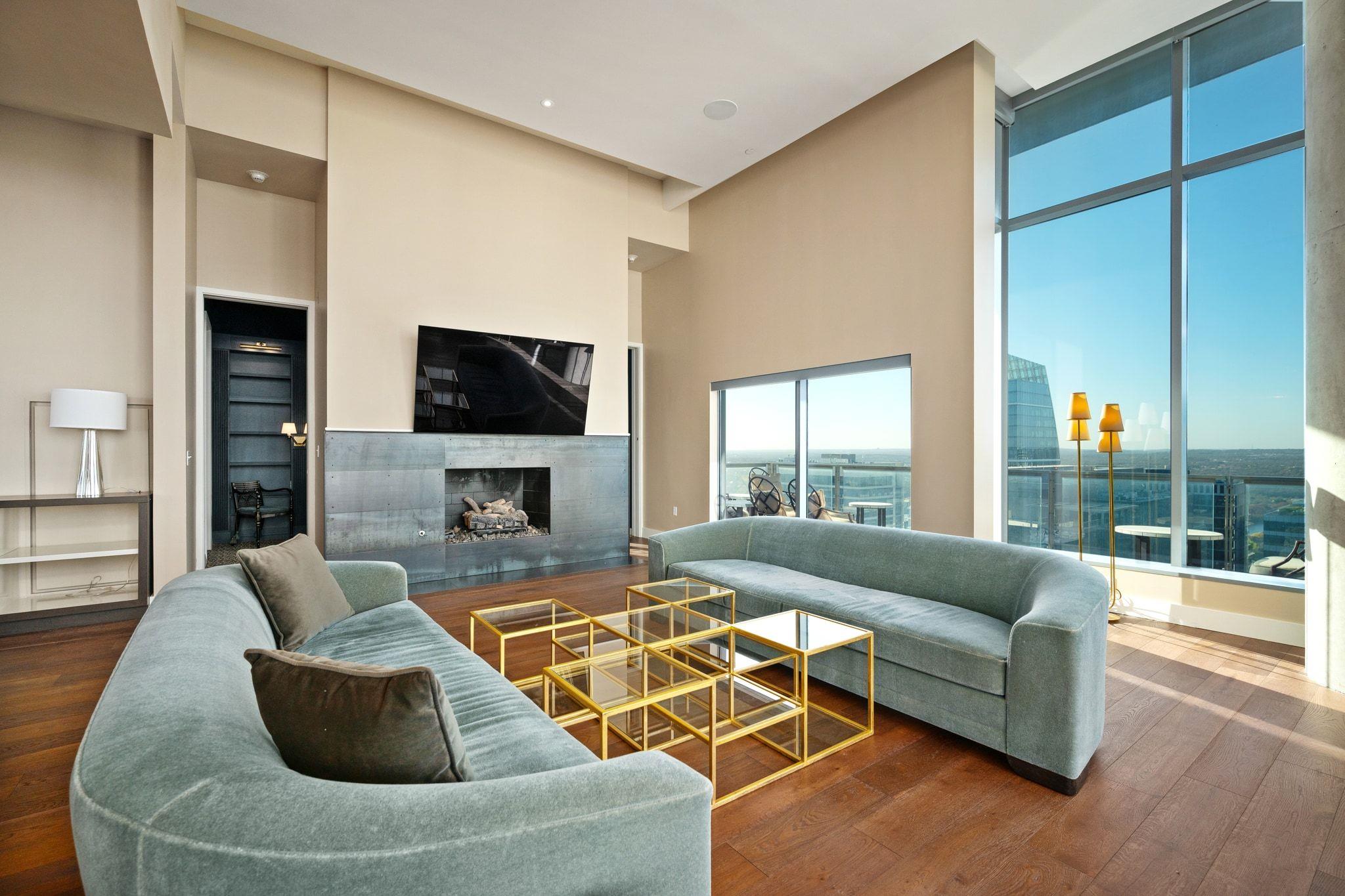 210 Lavaca St # 3503, Austin, TX 78701