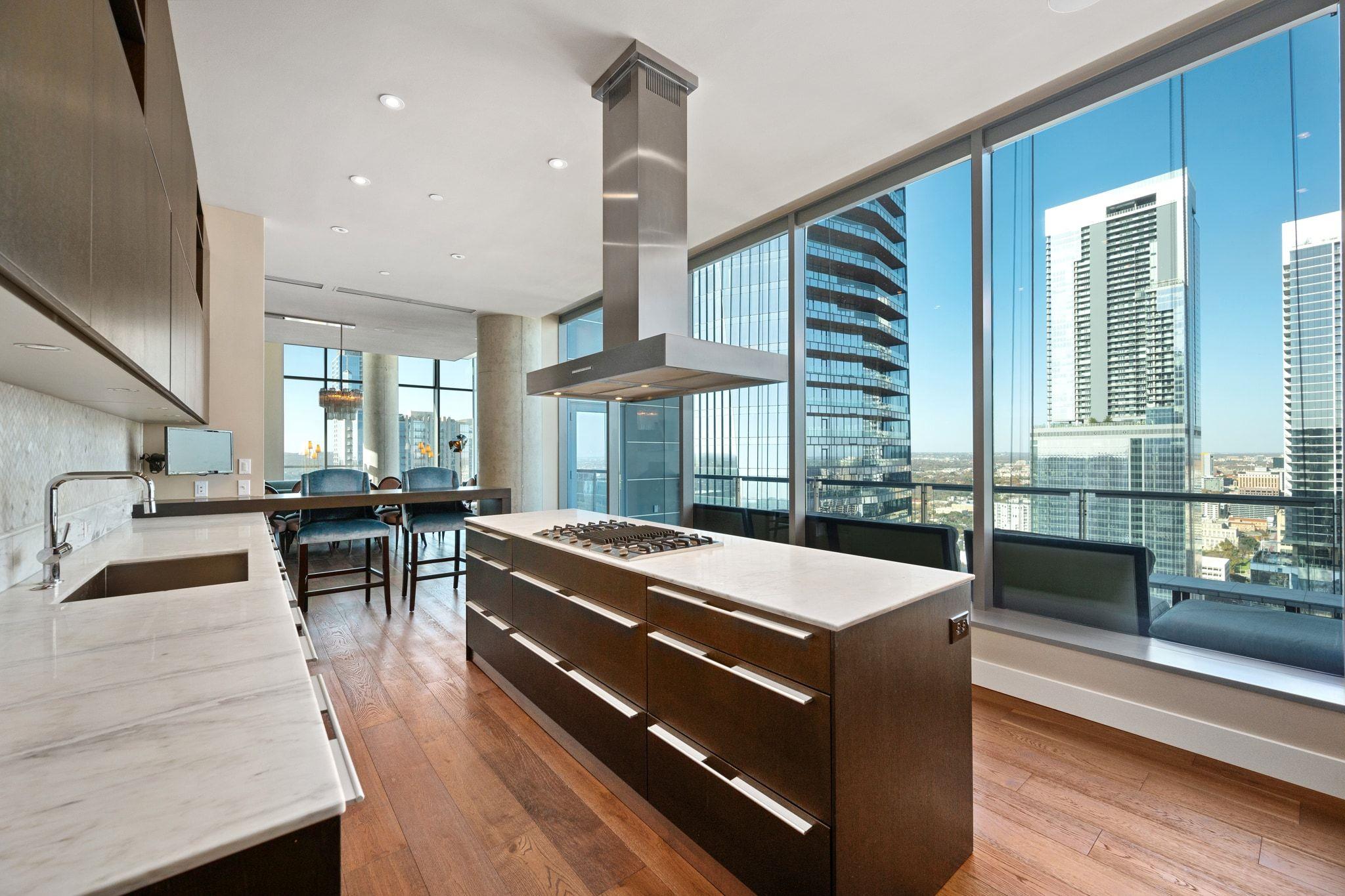 210 Lavaca St # 3503, Austin, TX 78701