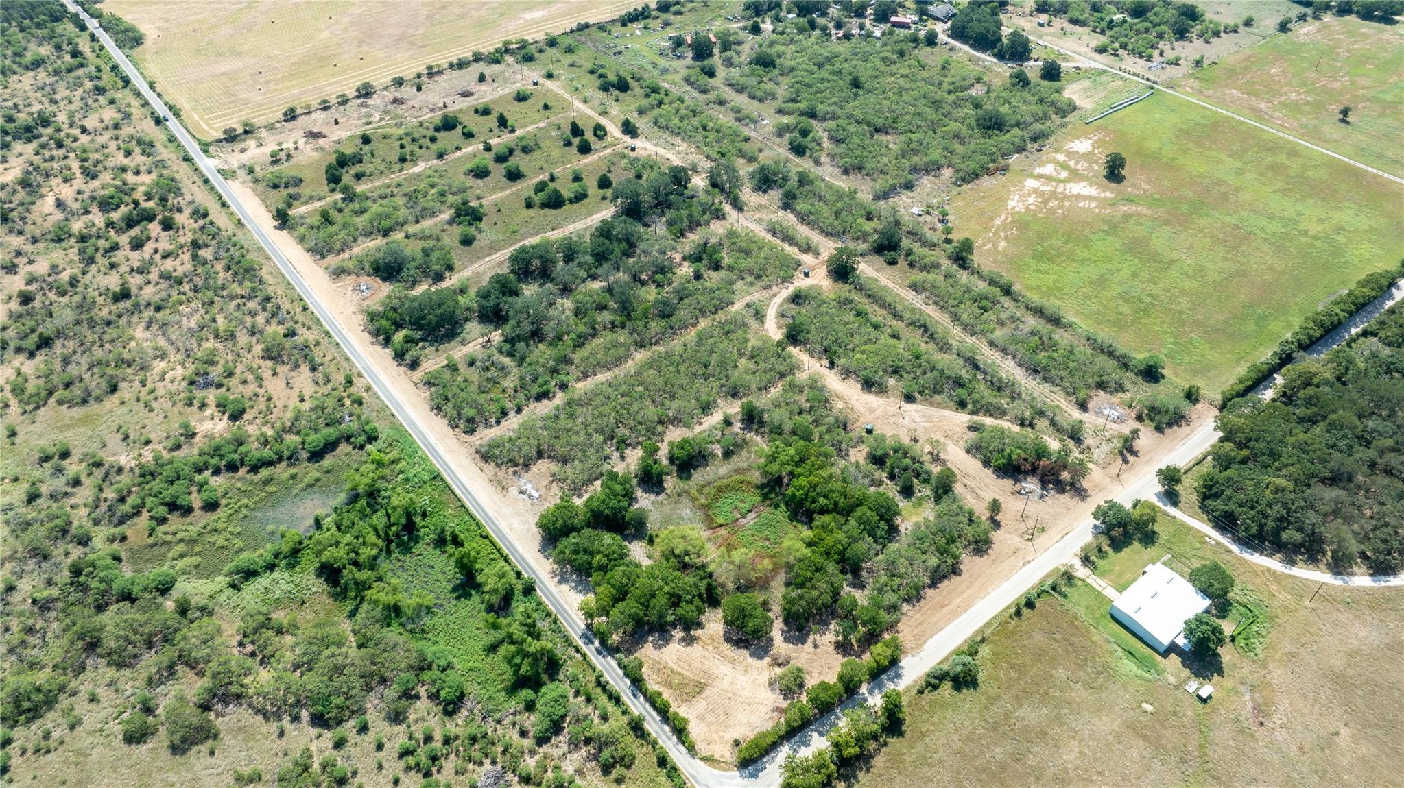 1665 Witter Rd, Dale, TX 78616