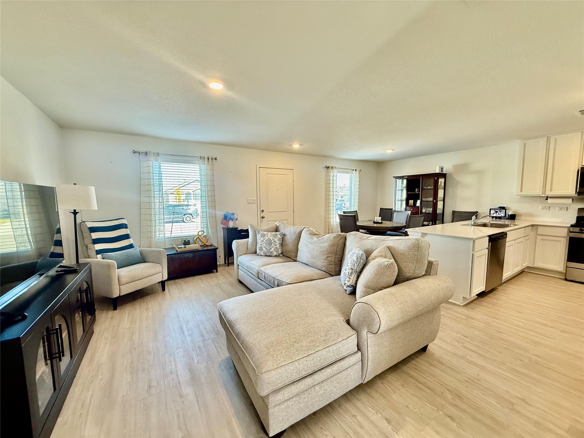 23521 Tiny Moons Way, Elgin, TX 78621