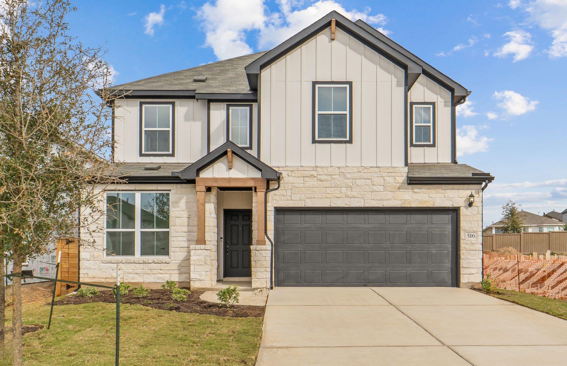 516 Knot Dr, Leander, TX 78641