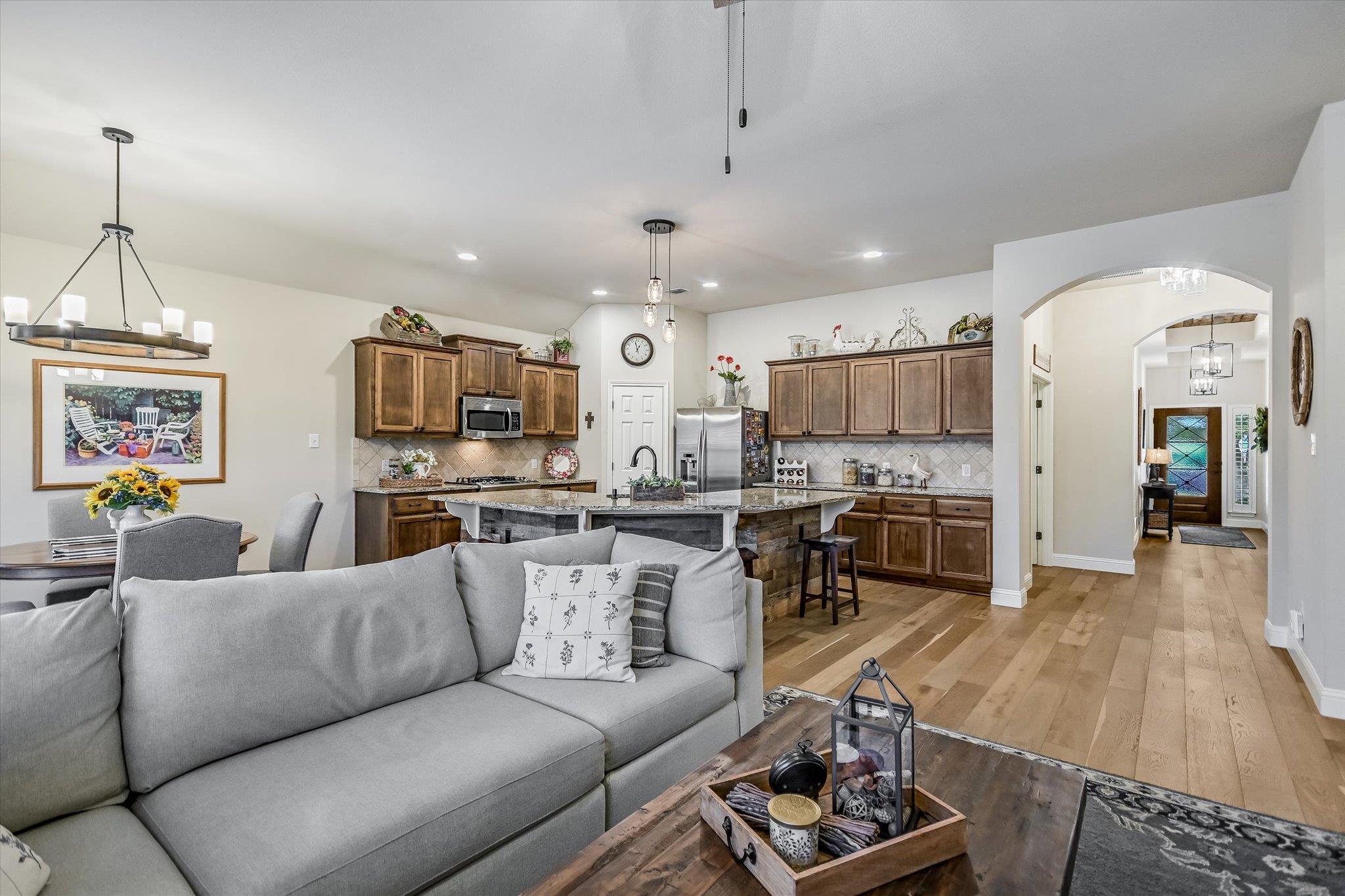 409 Harris Dr, Austin, TX 78737