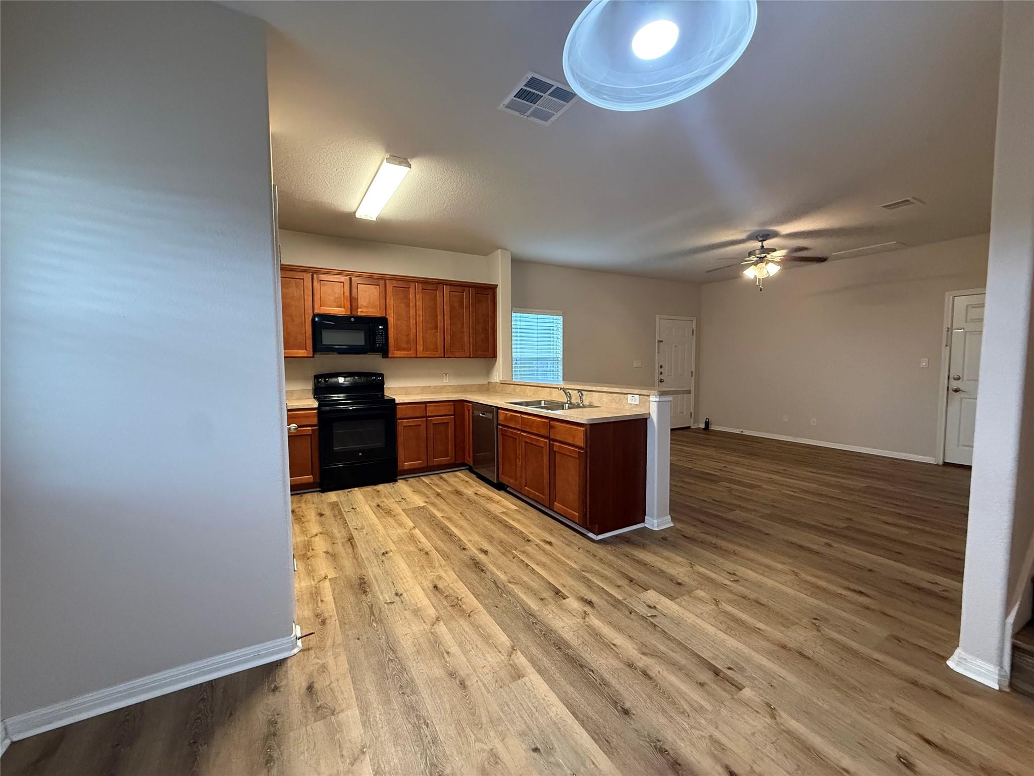 334 Loop 332 Dr # A, Liberty Hill, TX 78642