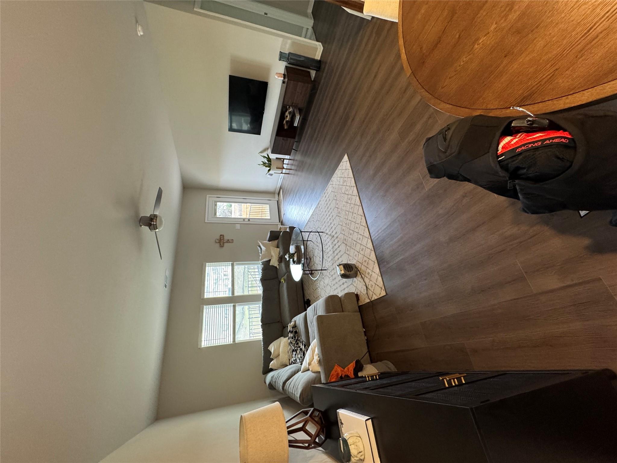 429 El Capitan Loop, Dripping Springs, TX 78620