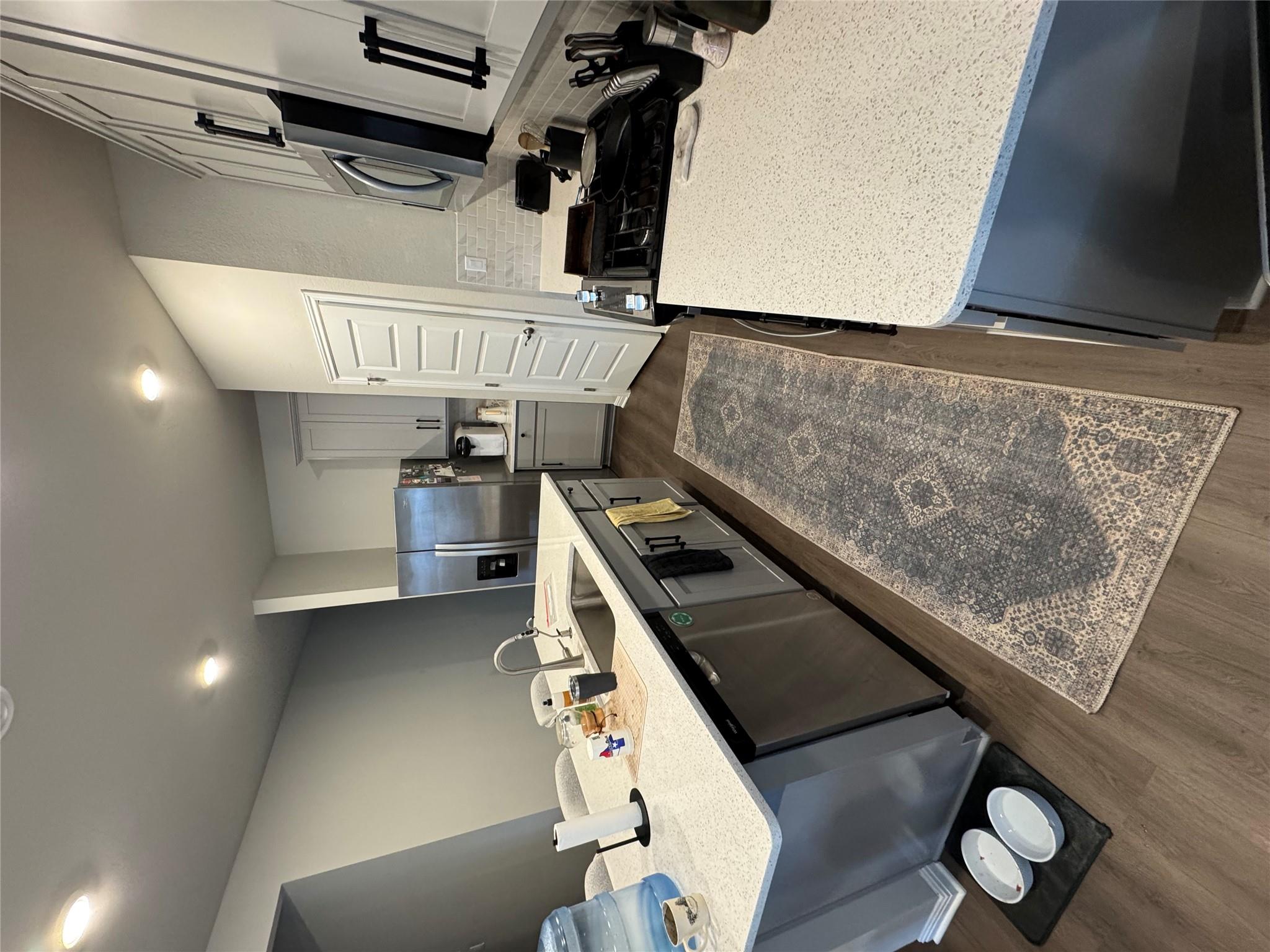 429 El Capitan Loop, Dripping Springs, TX 78620