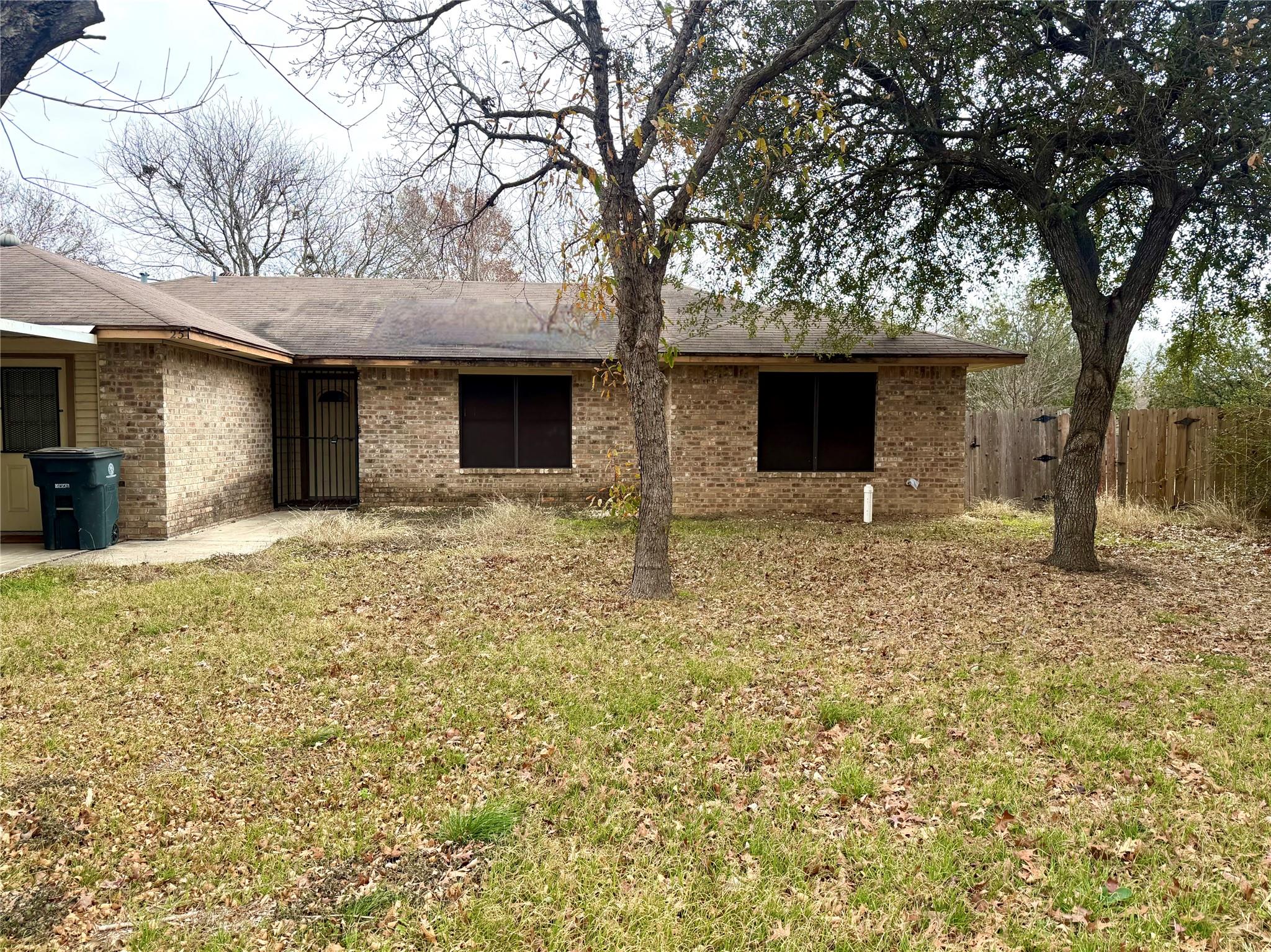 25 Salado Dr, New Braunfels, TX 78130