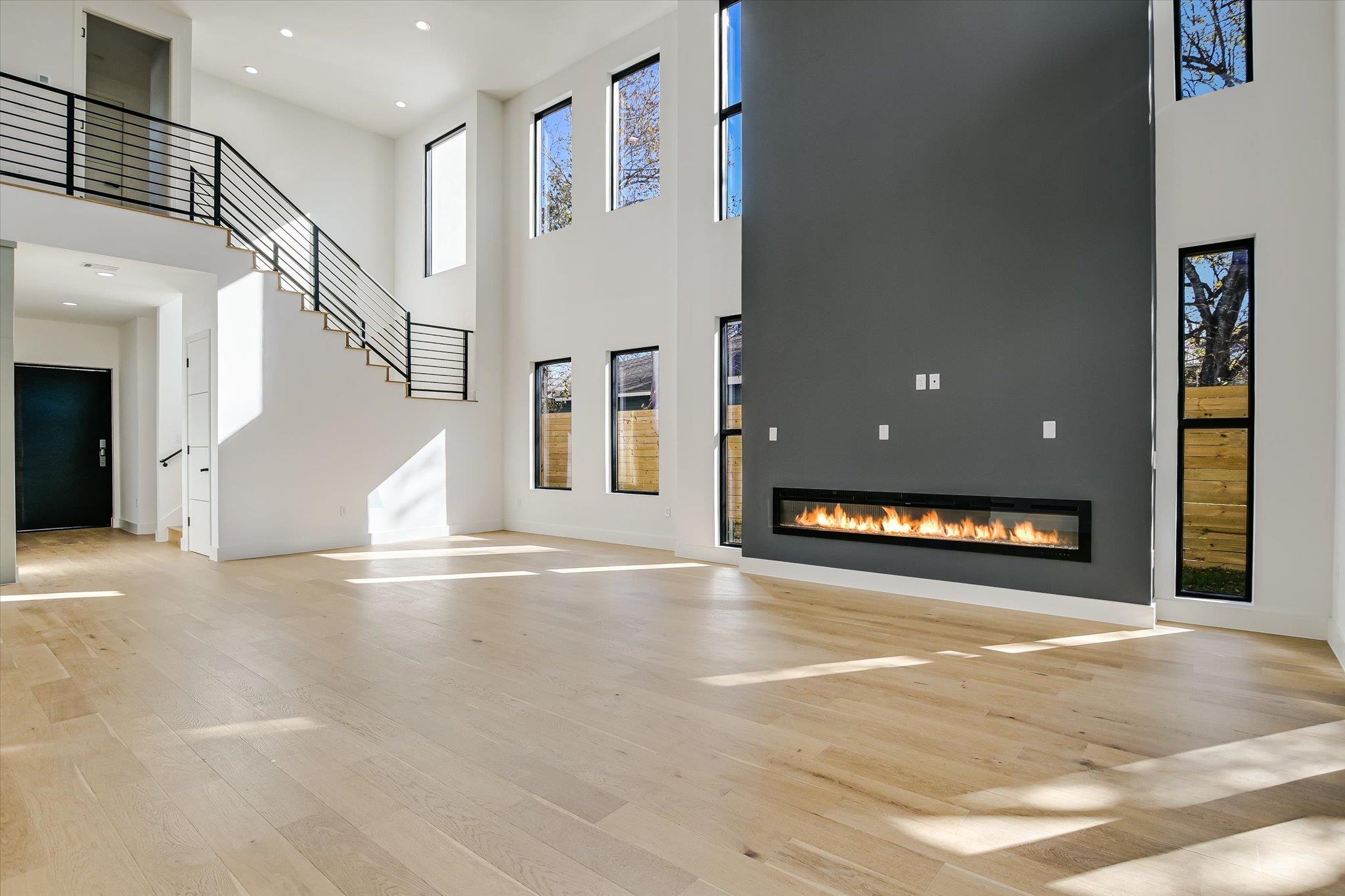 1901 W Saint Johns Ave, Austin, TX 78757