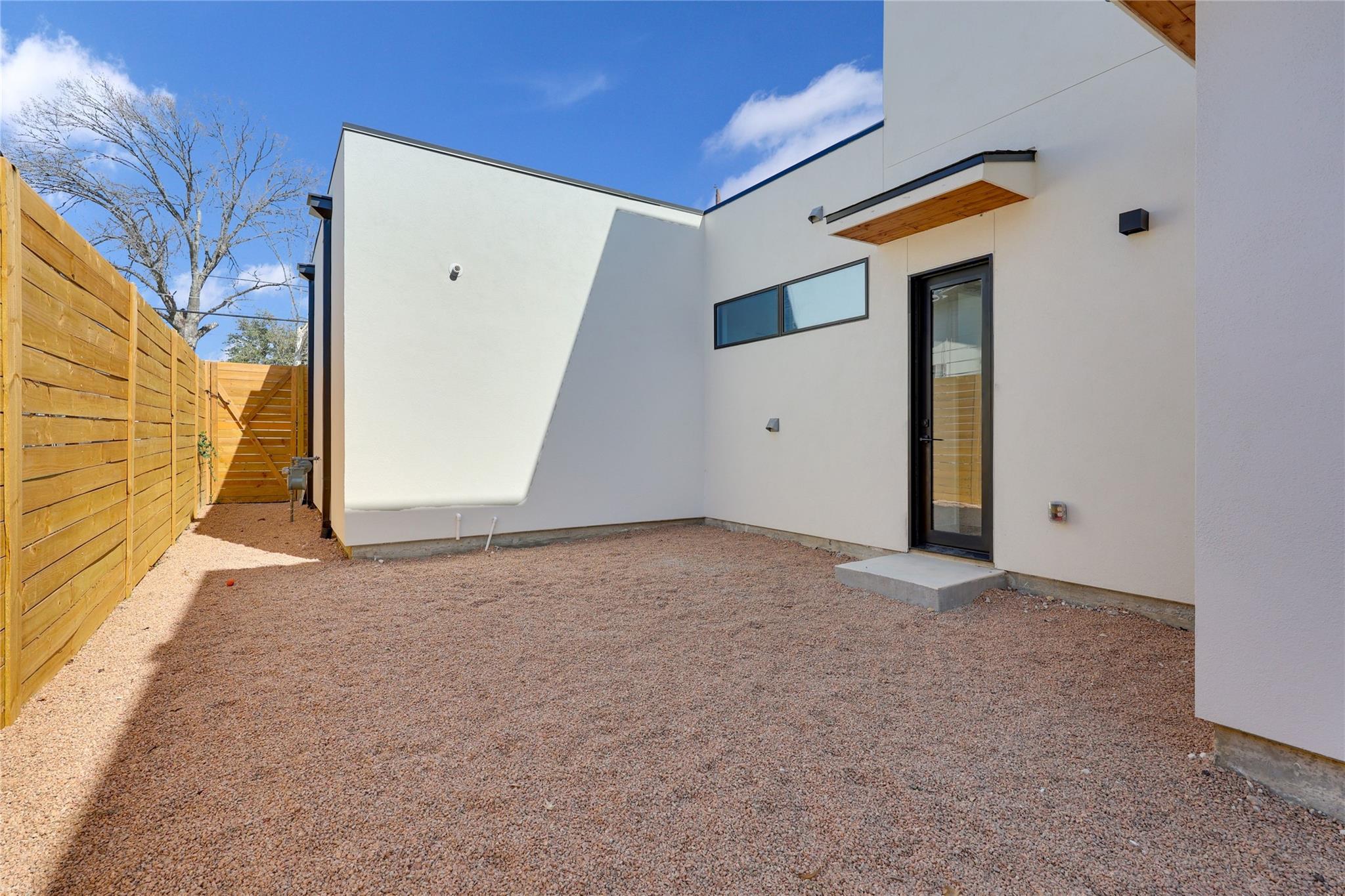 1901 W Saint Johns Ave, Austin, TX 78757