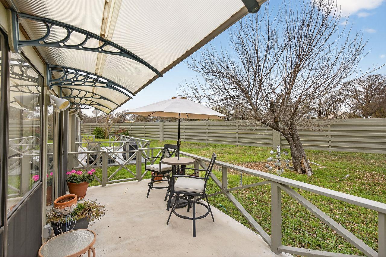 104 S Big Spur # 7, Horseshoe Bay, TX 78657