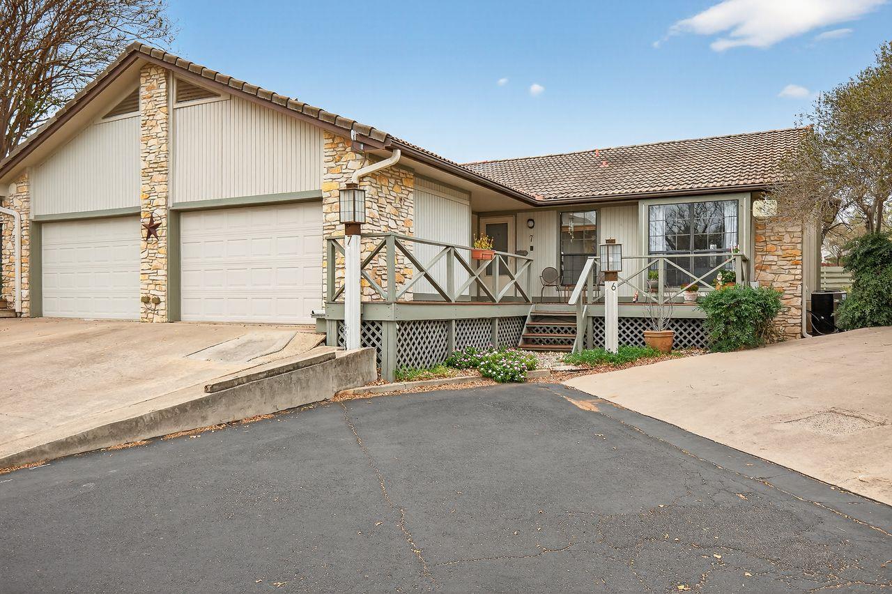 104 S Big Spur # 7, Horseshoe Bay, TX 78657