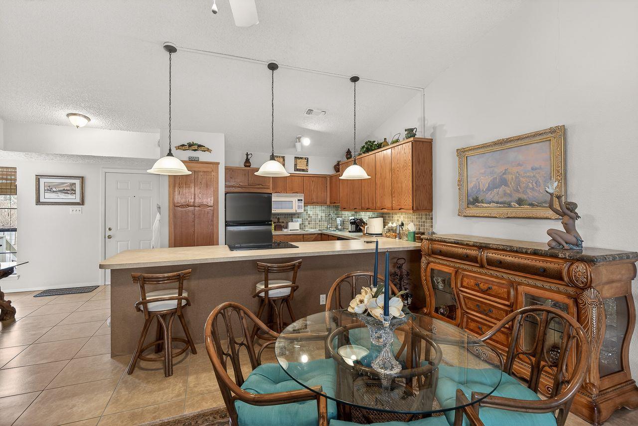 104 S Big Spur # 7, Horseshoe Bay, TX 78657