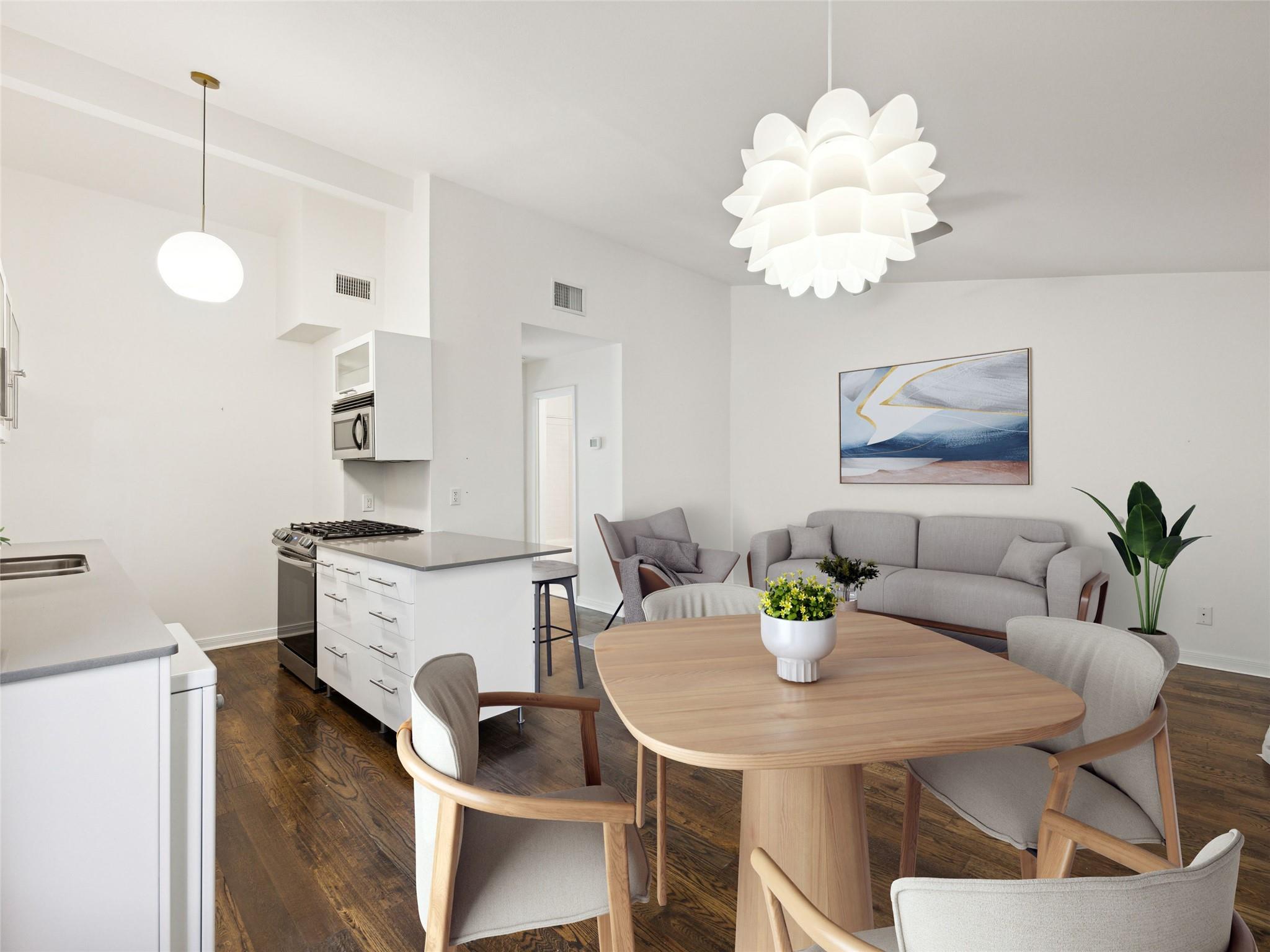 1503 W 9th St # 204, Austin, TX 78703