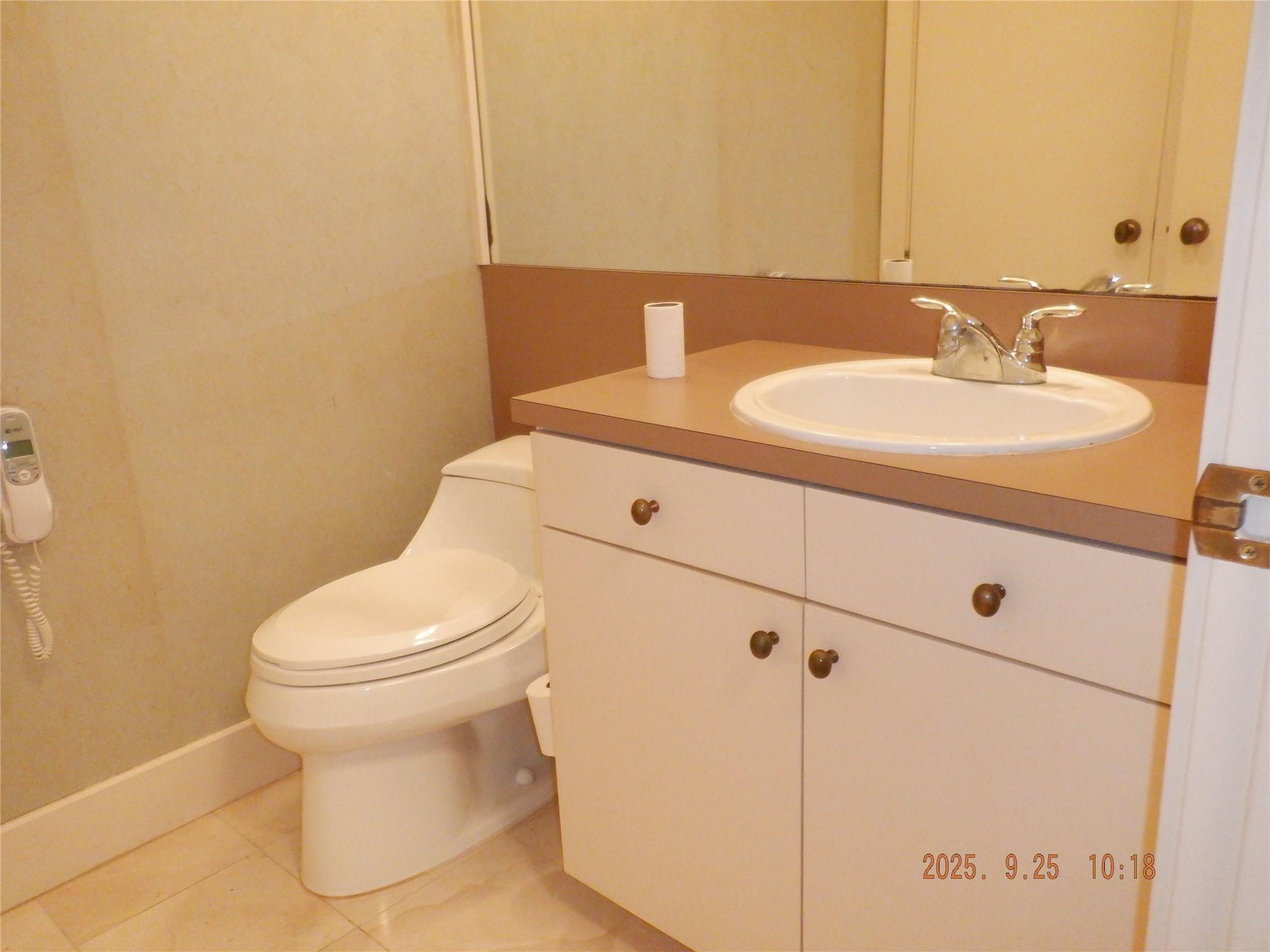 5524 Bee Caves Rd # J5, Austin, TX 78746