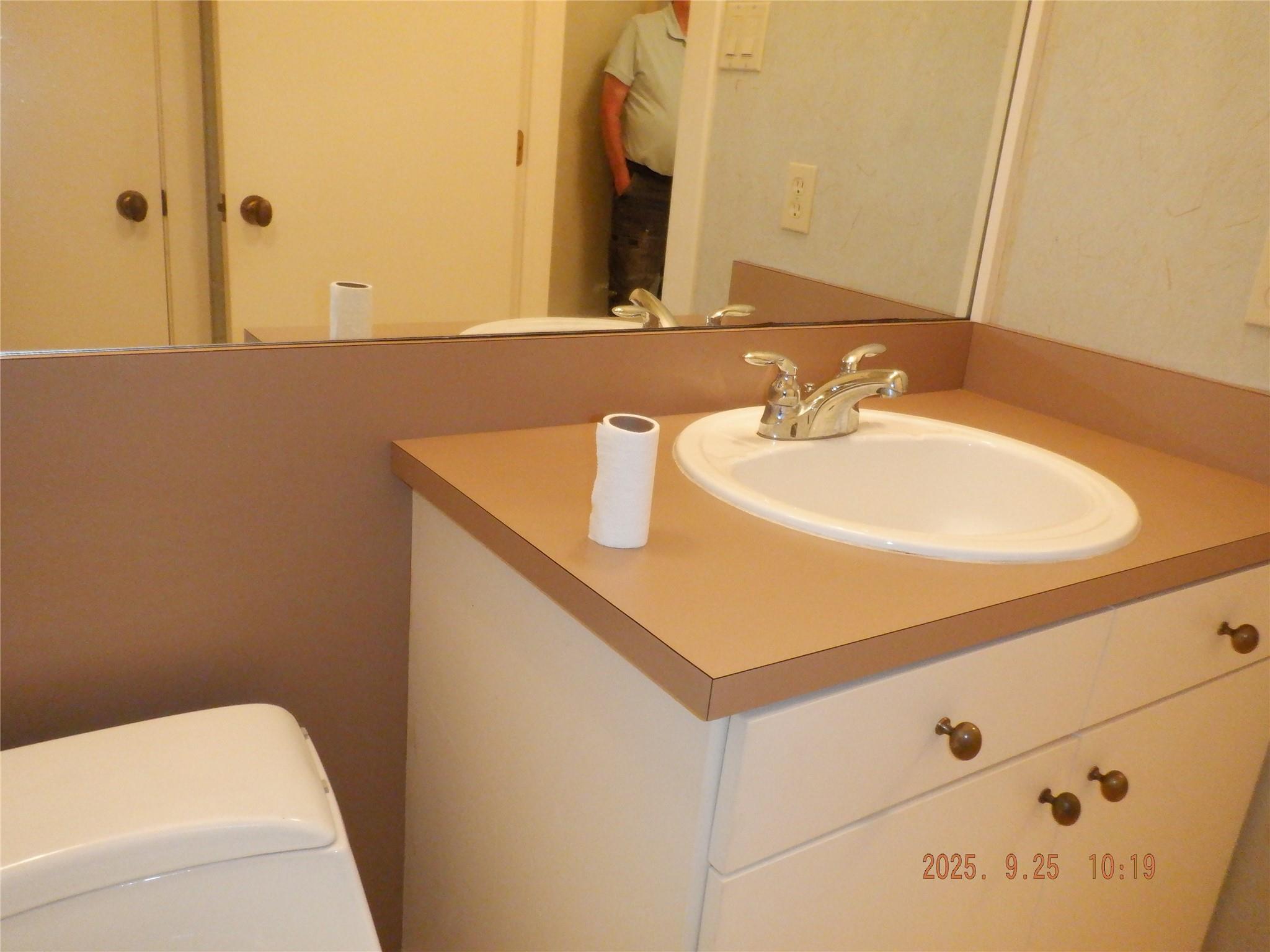 5524 Bee Caves Rd # J5, Austin, TX 78746