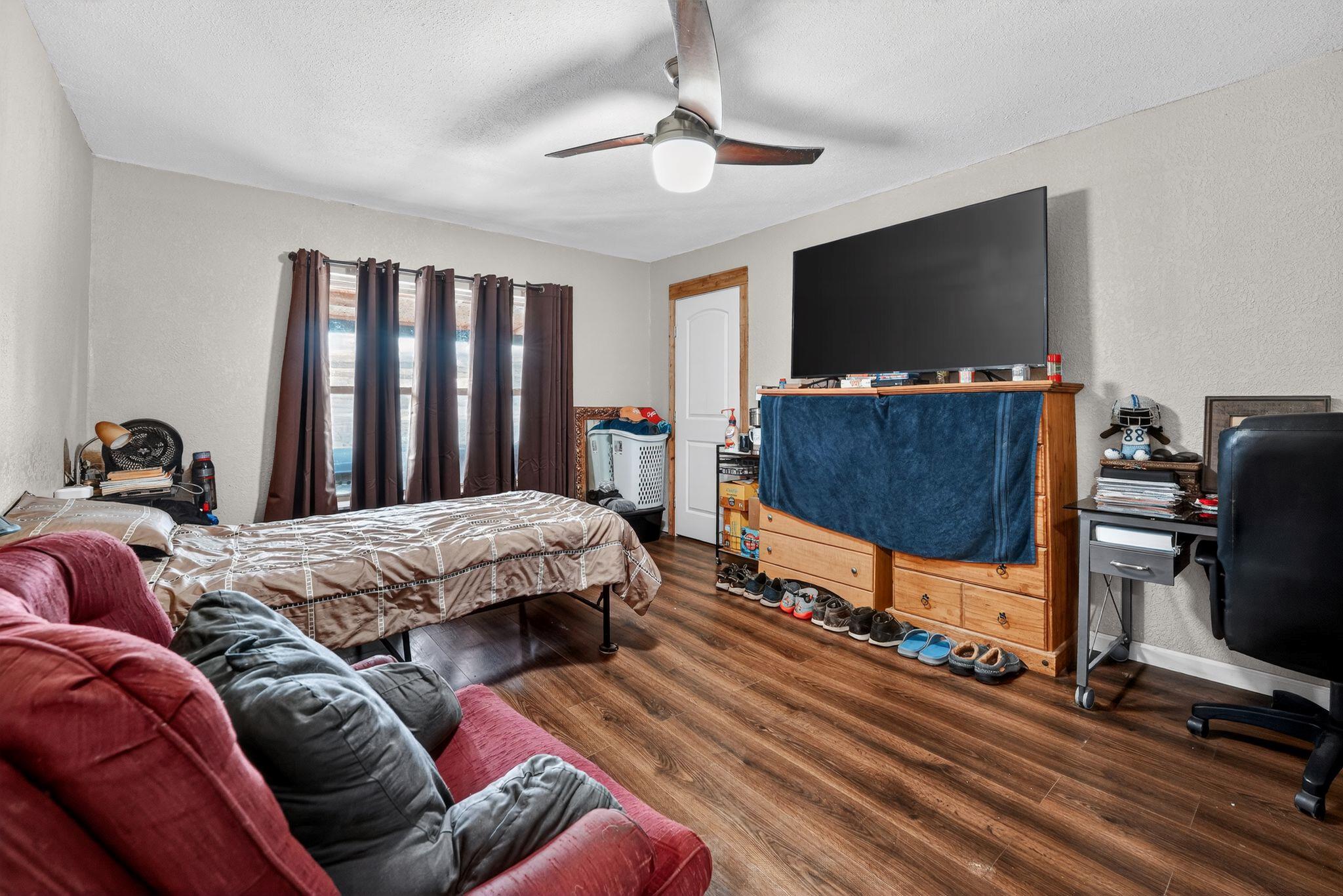 174 Monroe King Ln, Elgin, TX 78621