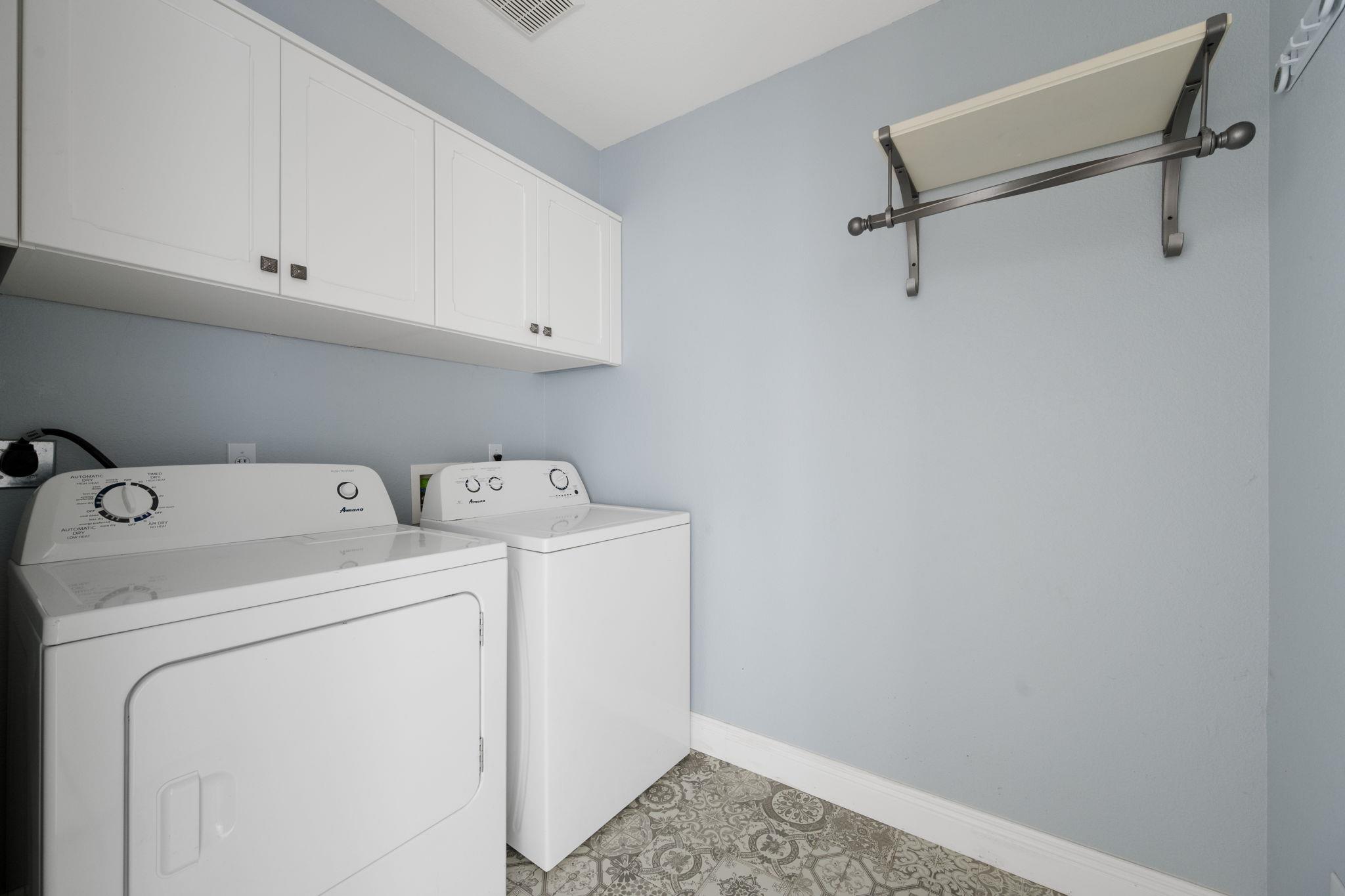 8121 Luling Ln, Austin, TX 78729