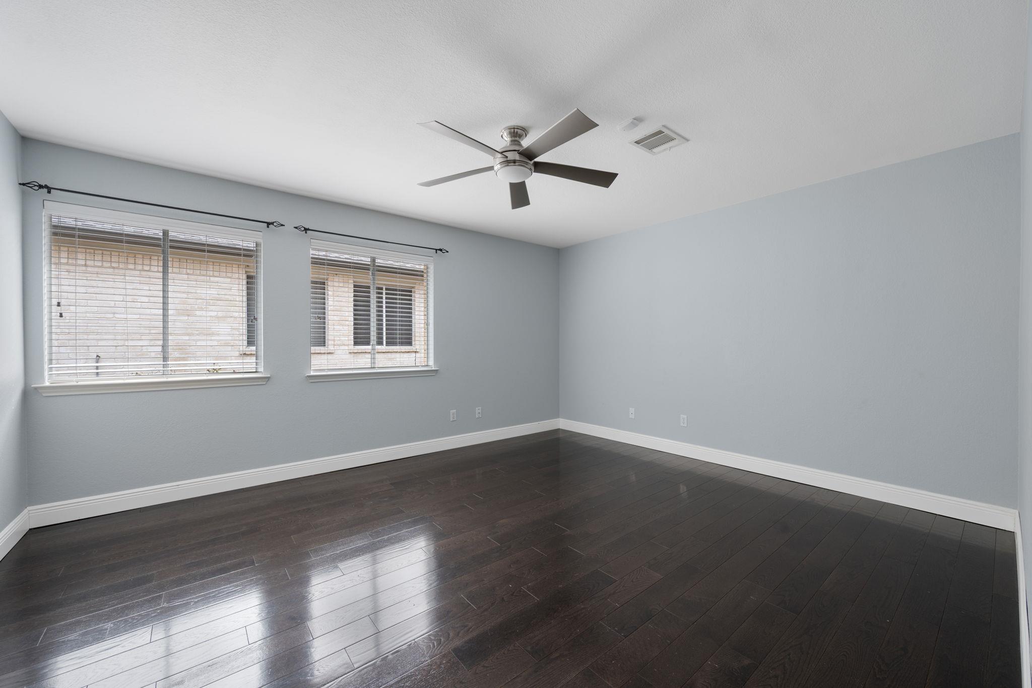 8121 Luling Ln, Austin, TX 78729