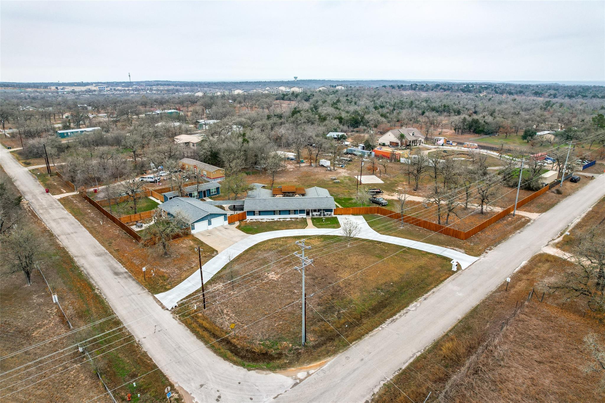 168 Still Forest Dr, Cedar Creek, TX 78612