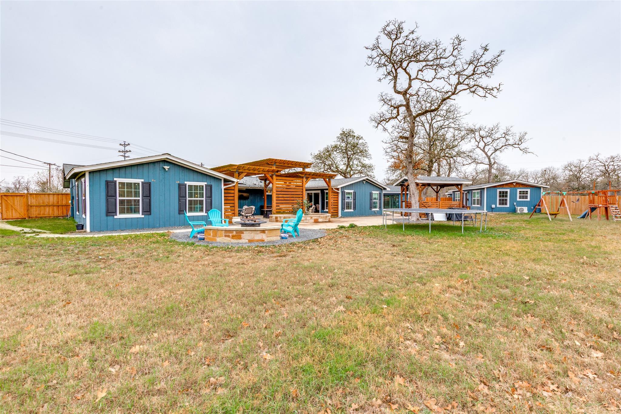 168 Still Forest Dr, Cedar Creek, TX 78612