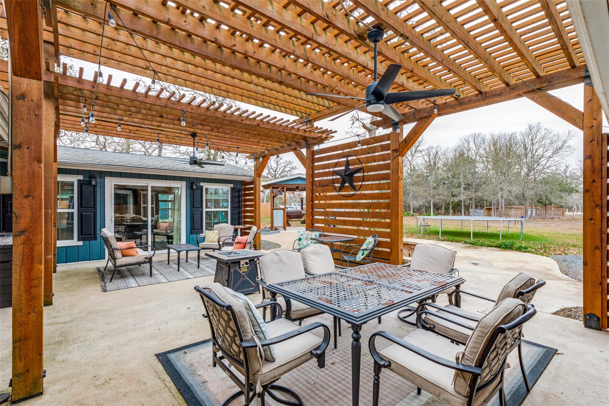 168 Still Forest Dr, Cedar Creek, TX 78612