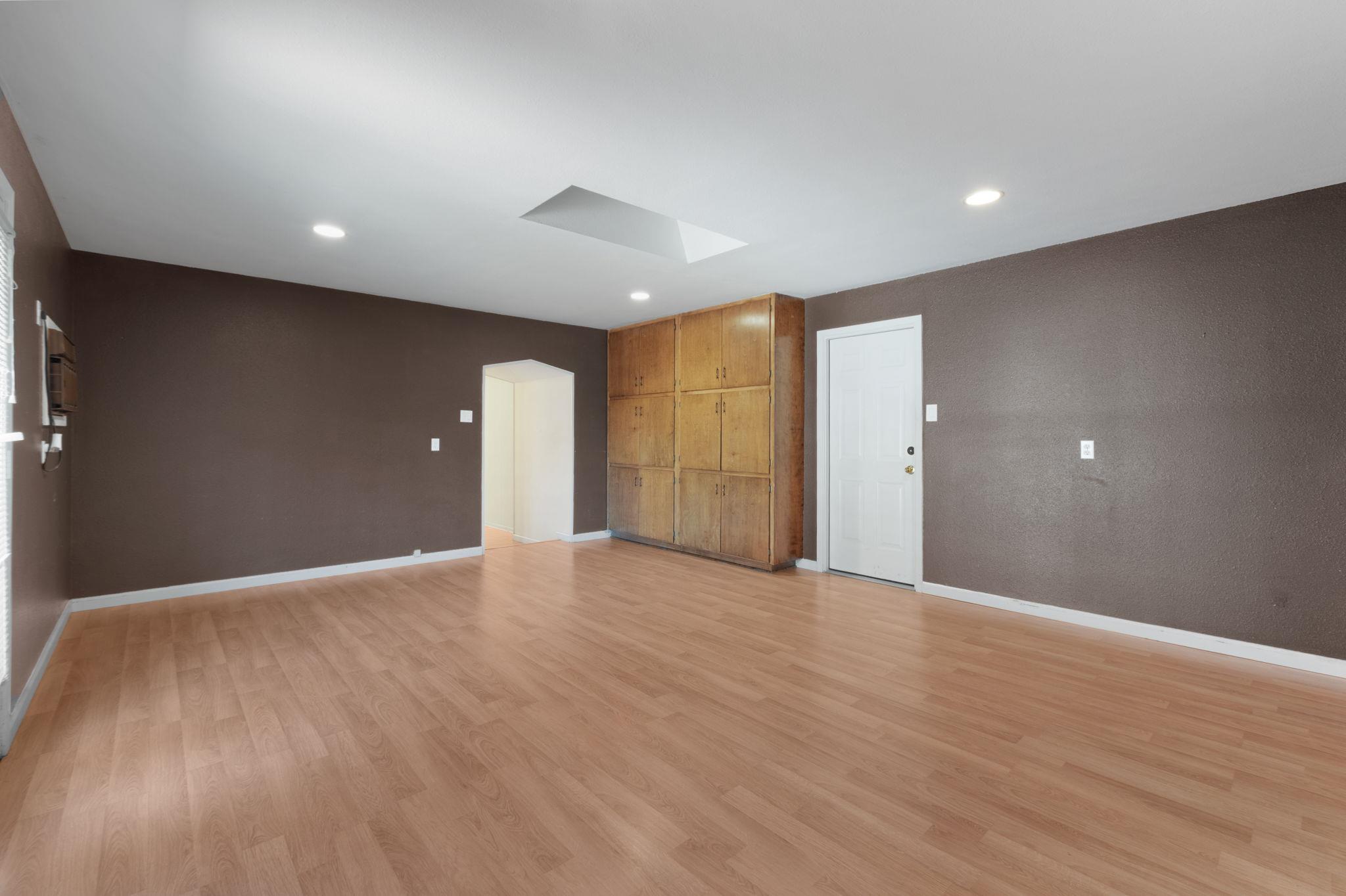 2025 Forest Trl, Kingsland, TX 78639