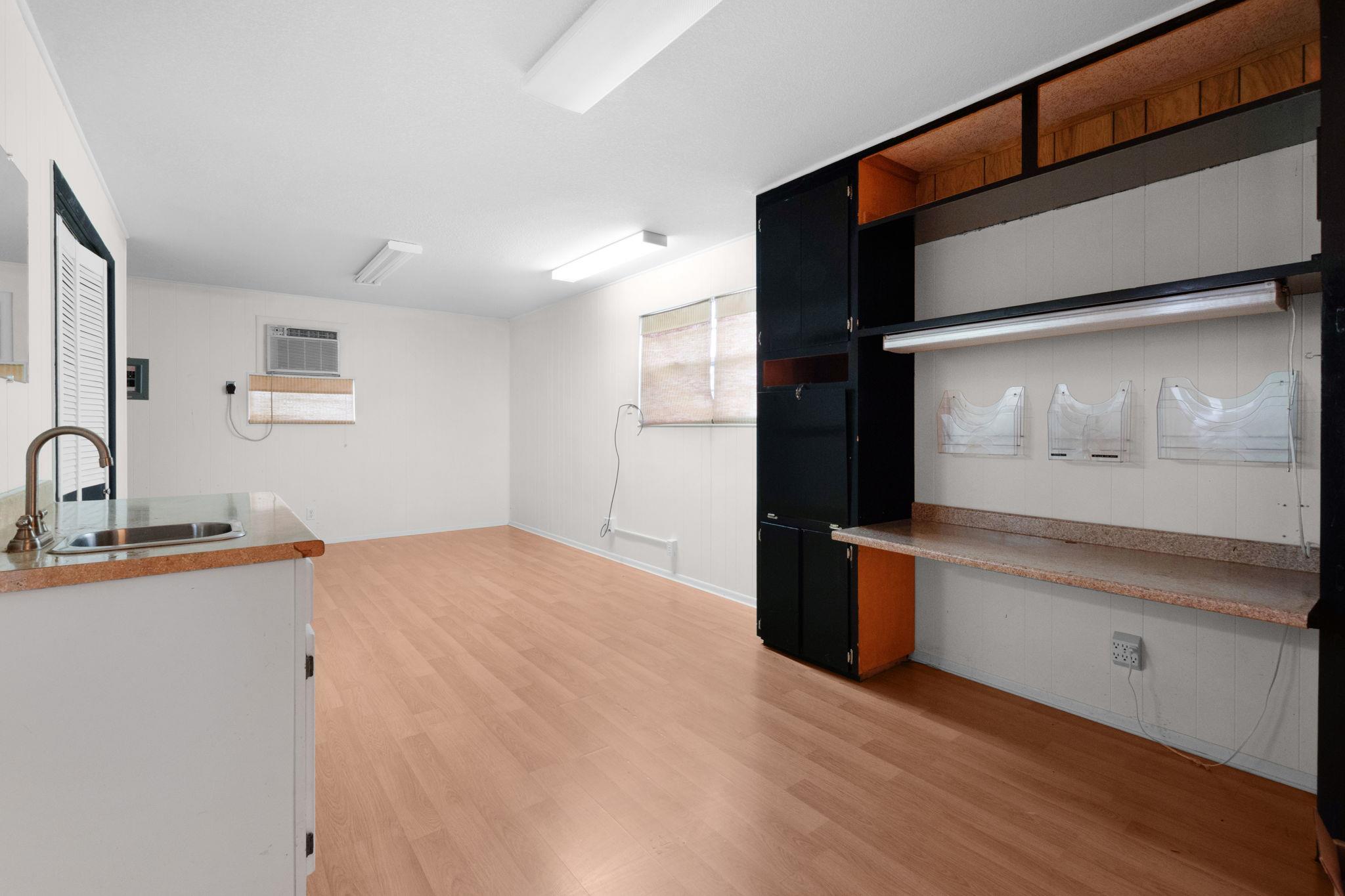 2025 Forest Trl, Kingsland, TX 78639