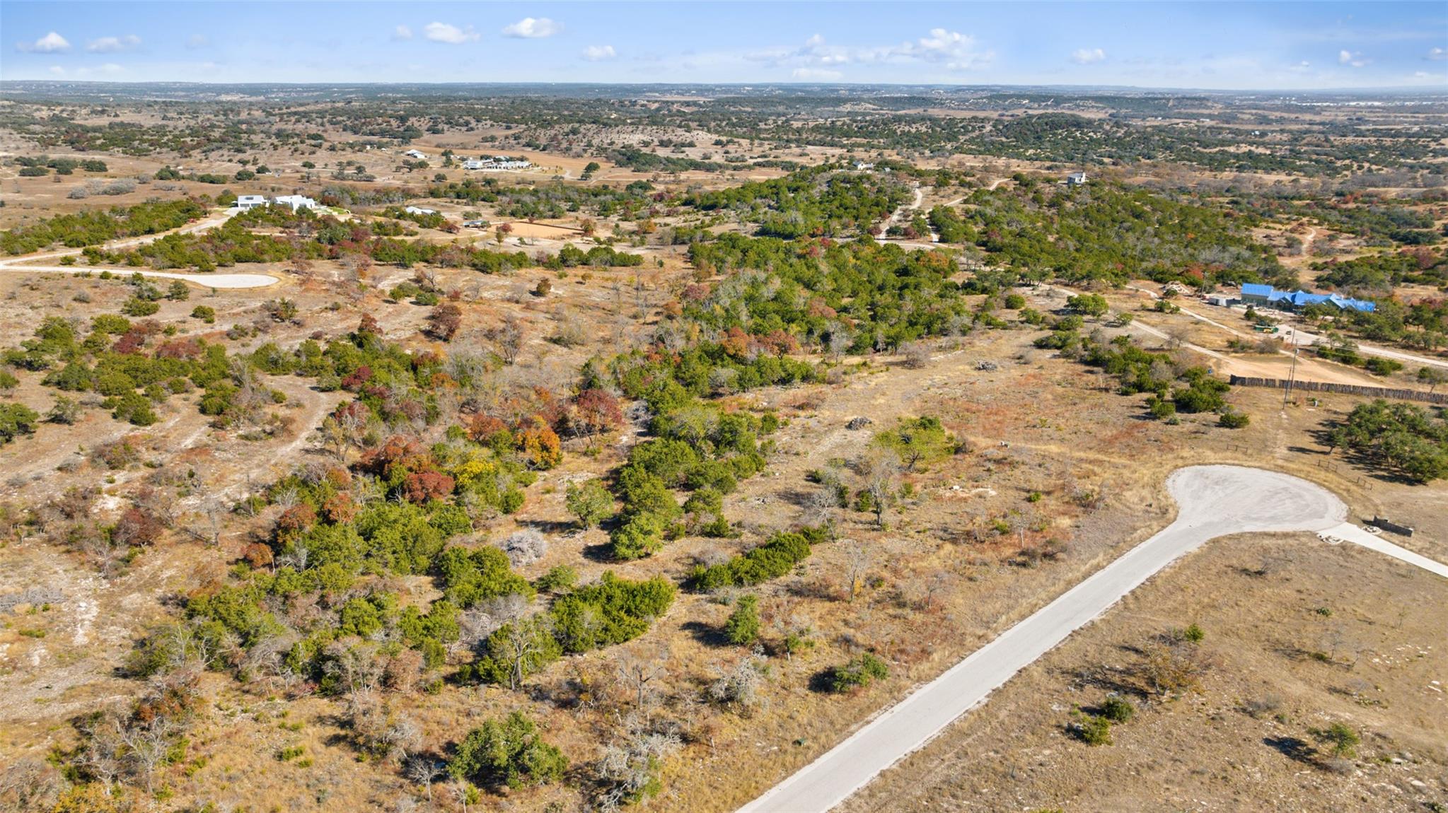 271 S Cielo Vista Ct, Fredericksburg, TX 78624