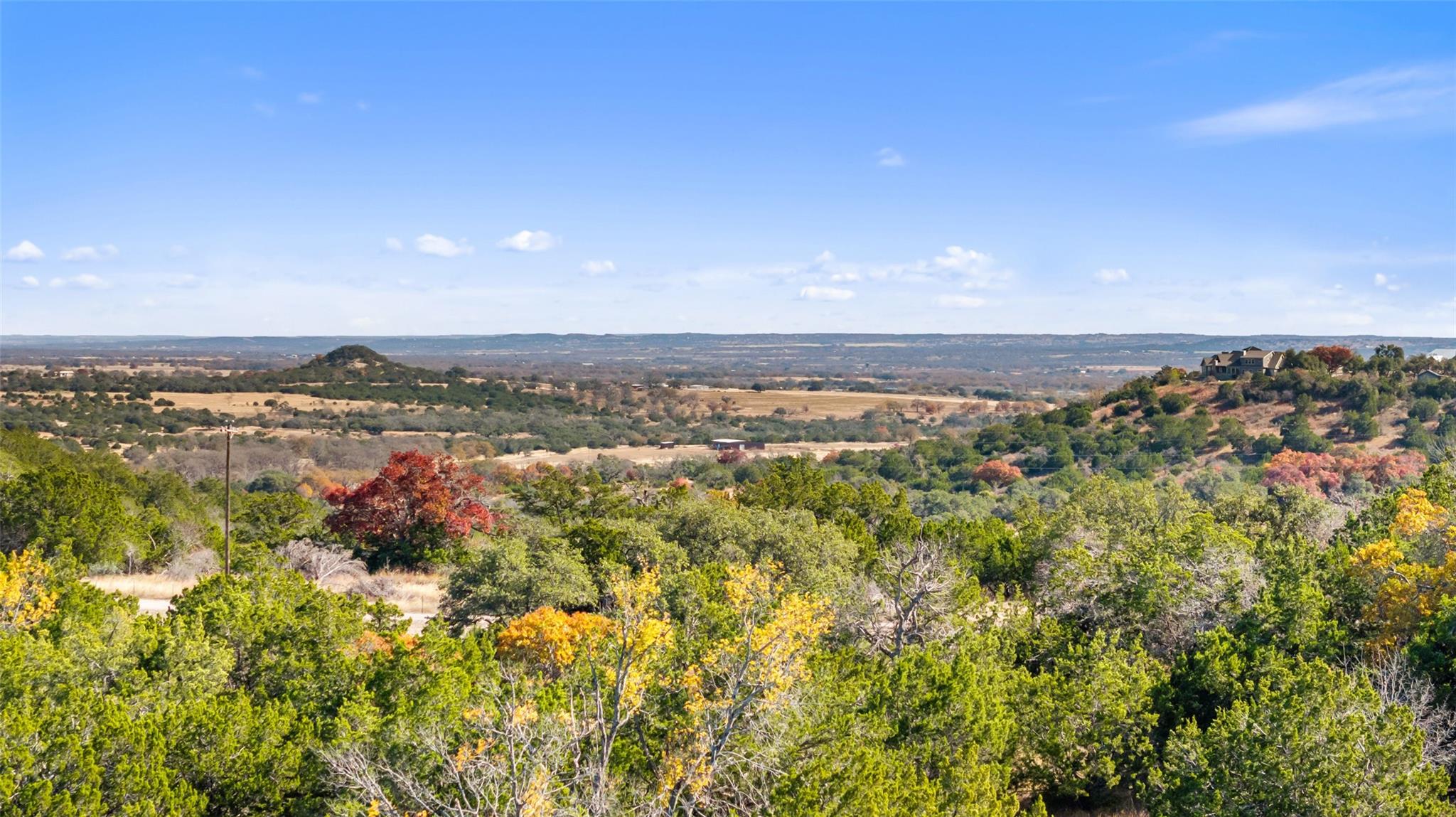 271 S Cielo Vista Ct, Fredericksburg, TX 78624