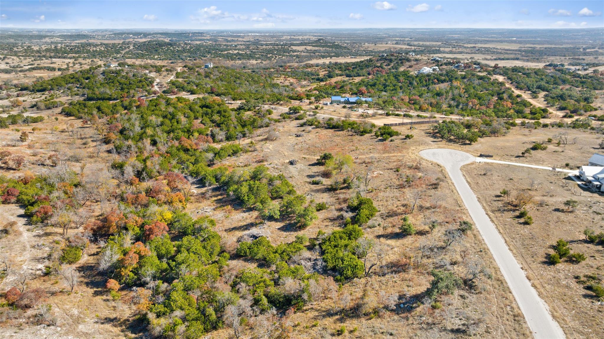 271 S Cielo Vista Ct, Fredericksburg, TX 78624