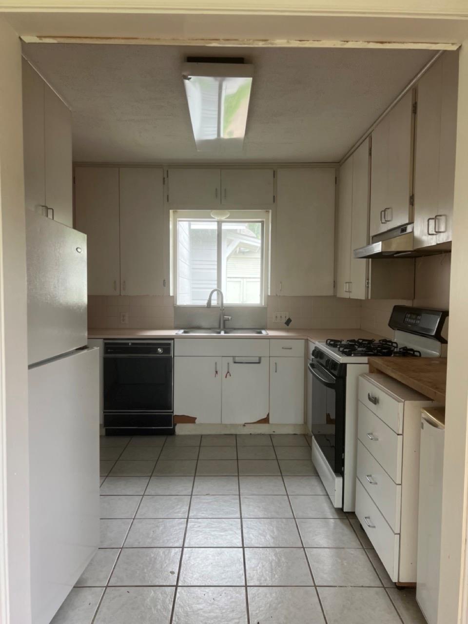 5110 Valley Oak Dr, Austin, TX 78731