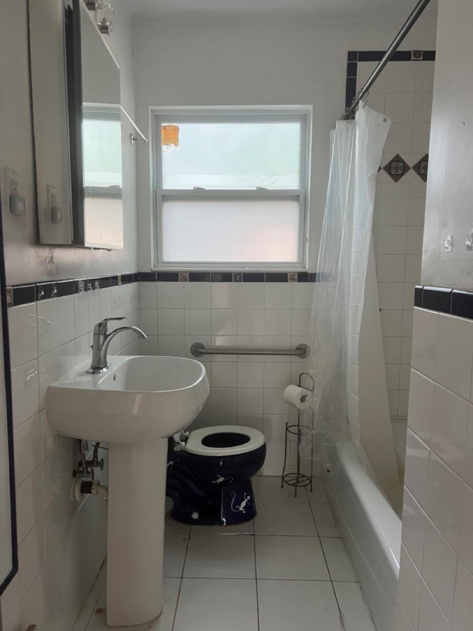 5110 Valley Oak Dr, Austin, TX 78731