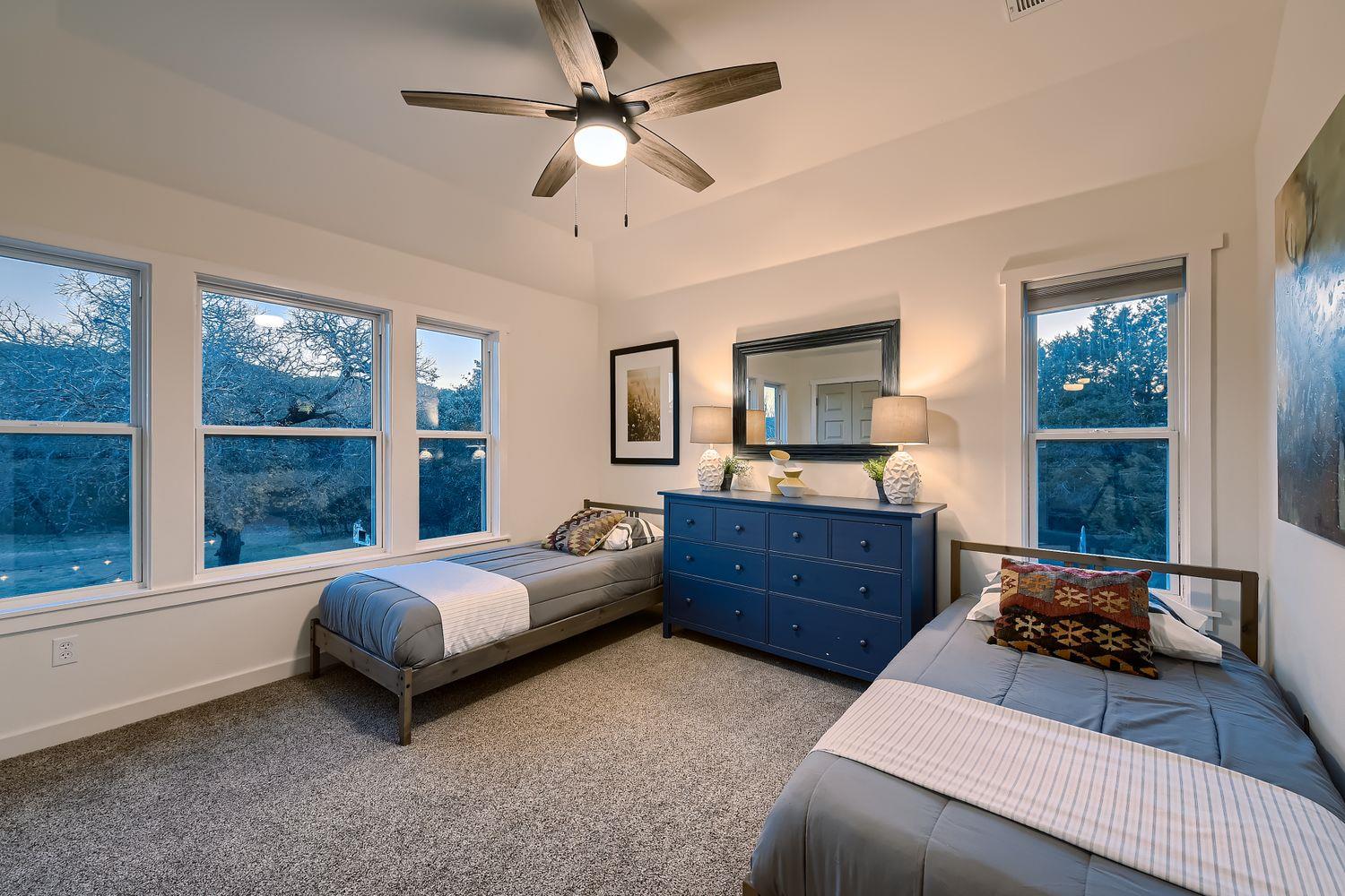 12901 Wire Rd, Leander, TX 78641